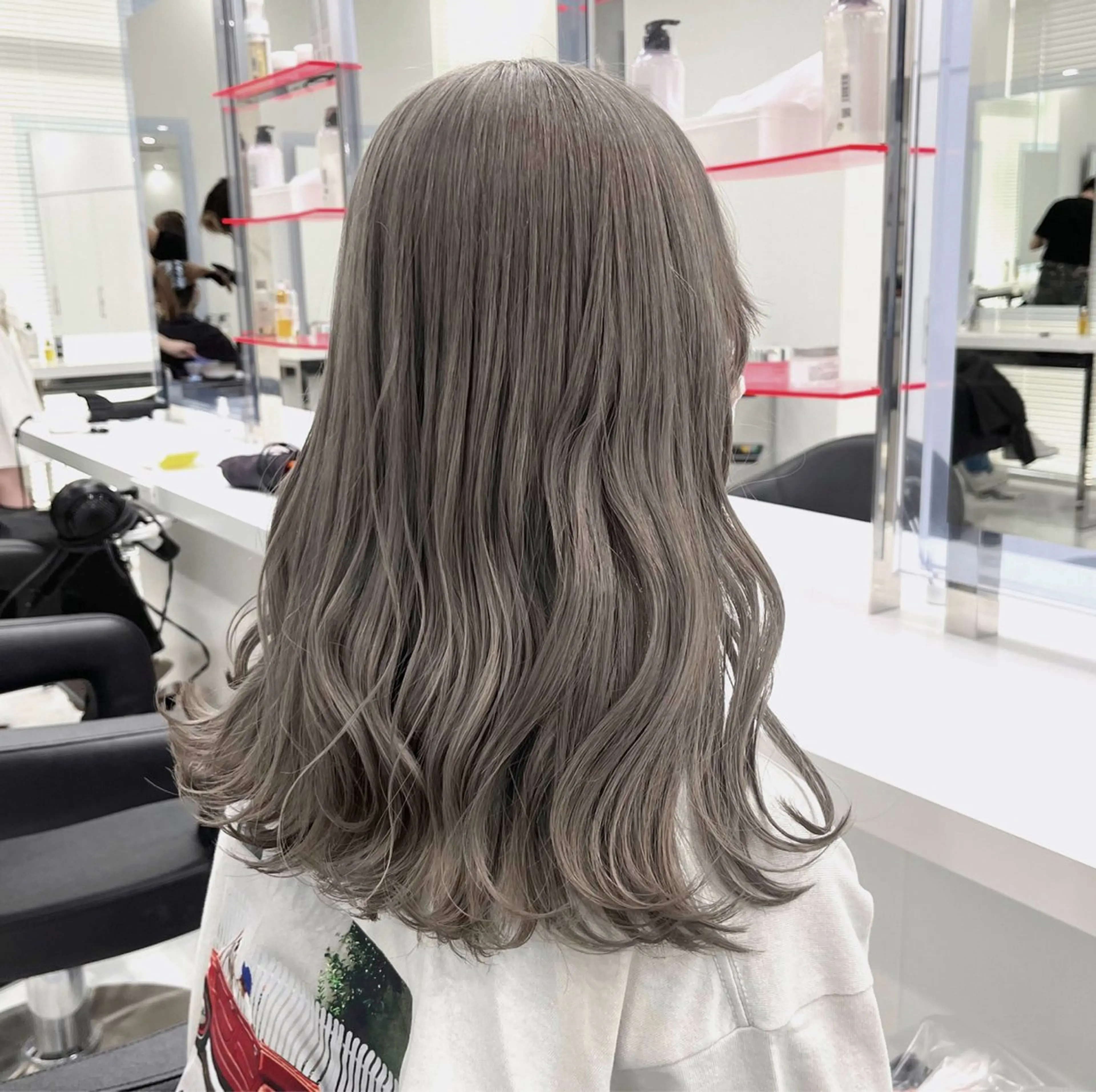 カラー ヘアカラー トリートメント 似合わせ💗透け感 💗ブリーチなし💗のヘアスタイル