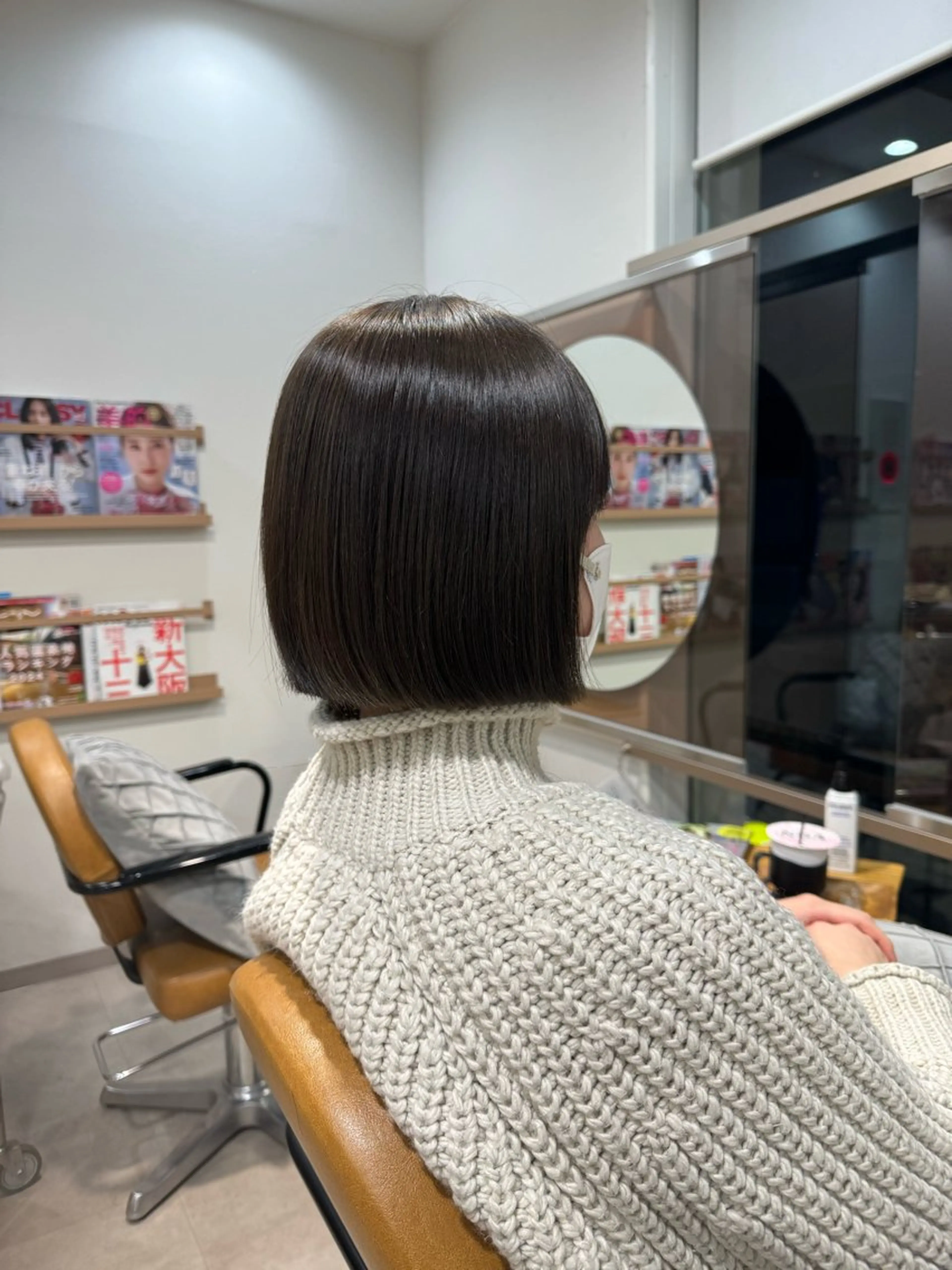 ミディアム 水口 莉央のヘアスタイル