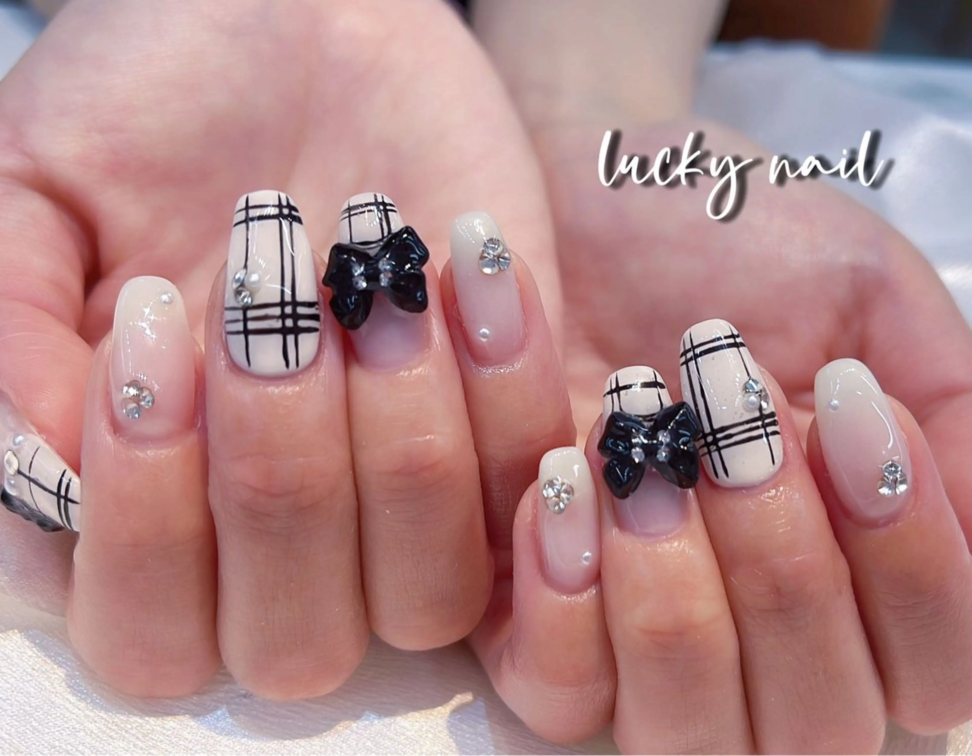 ネイル チークネイル 長さ出し ジェルネイル マグネットネイル 持ち込み Lucky nail  小林和希のネイルデザイン