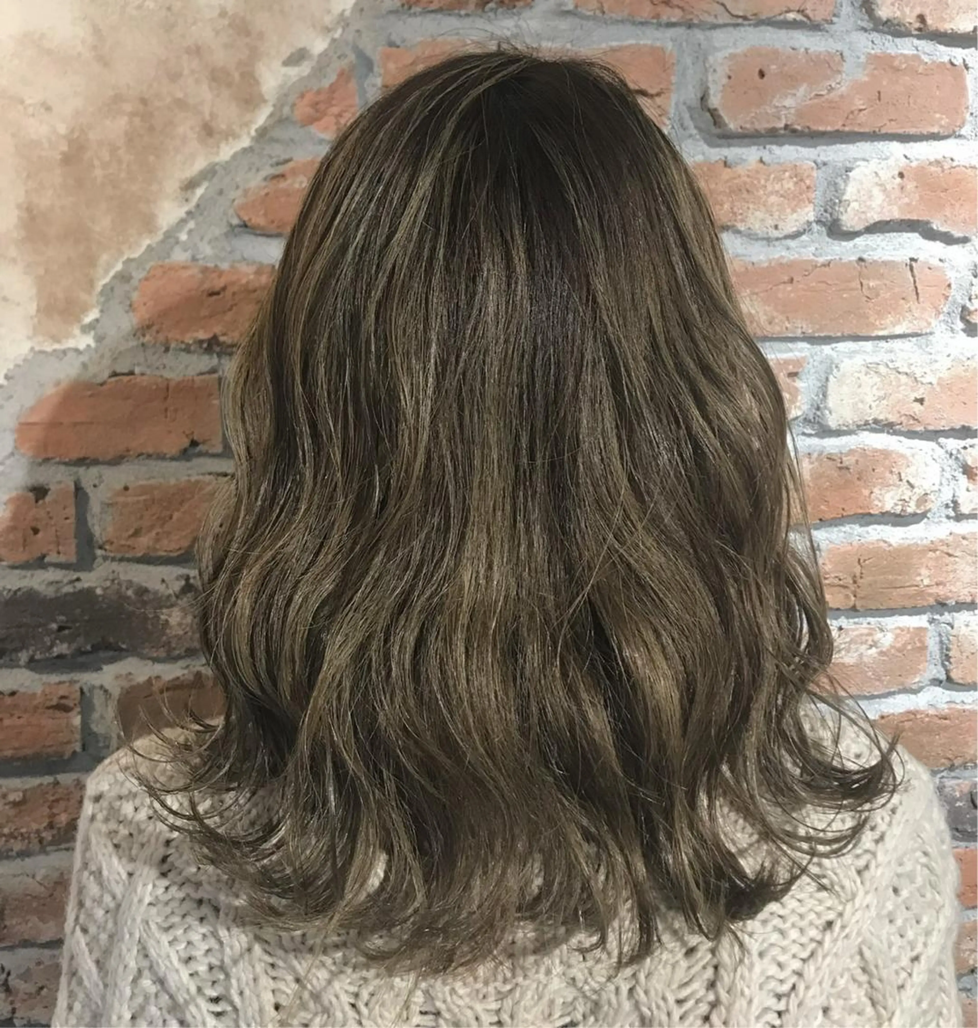 カラー NEW本川越所属・橋本 知弥のヘアスタイル