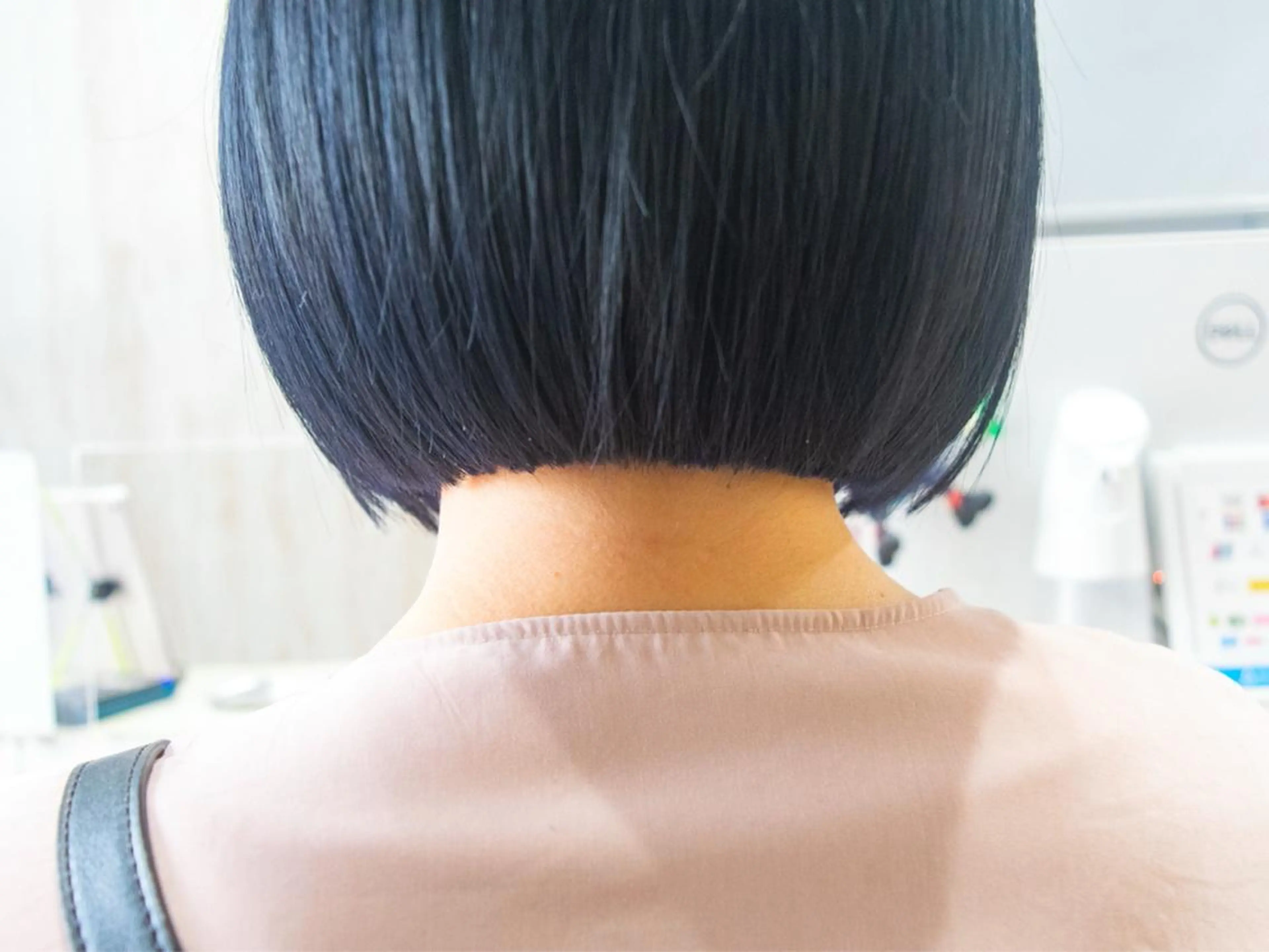 ショート ボブ ハイトーンカラー RYUのヘアスタイル