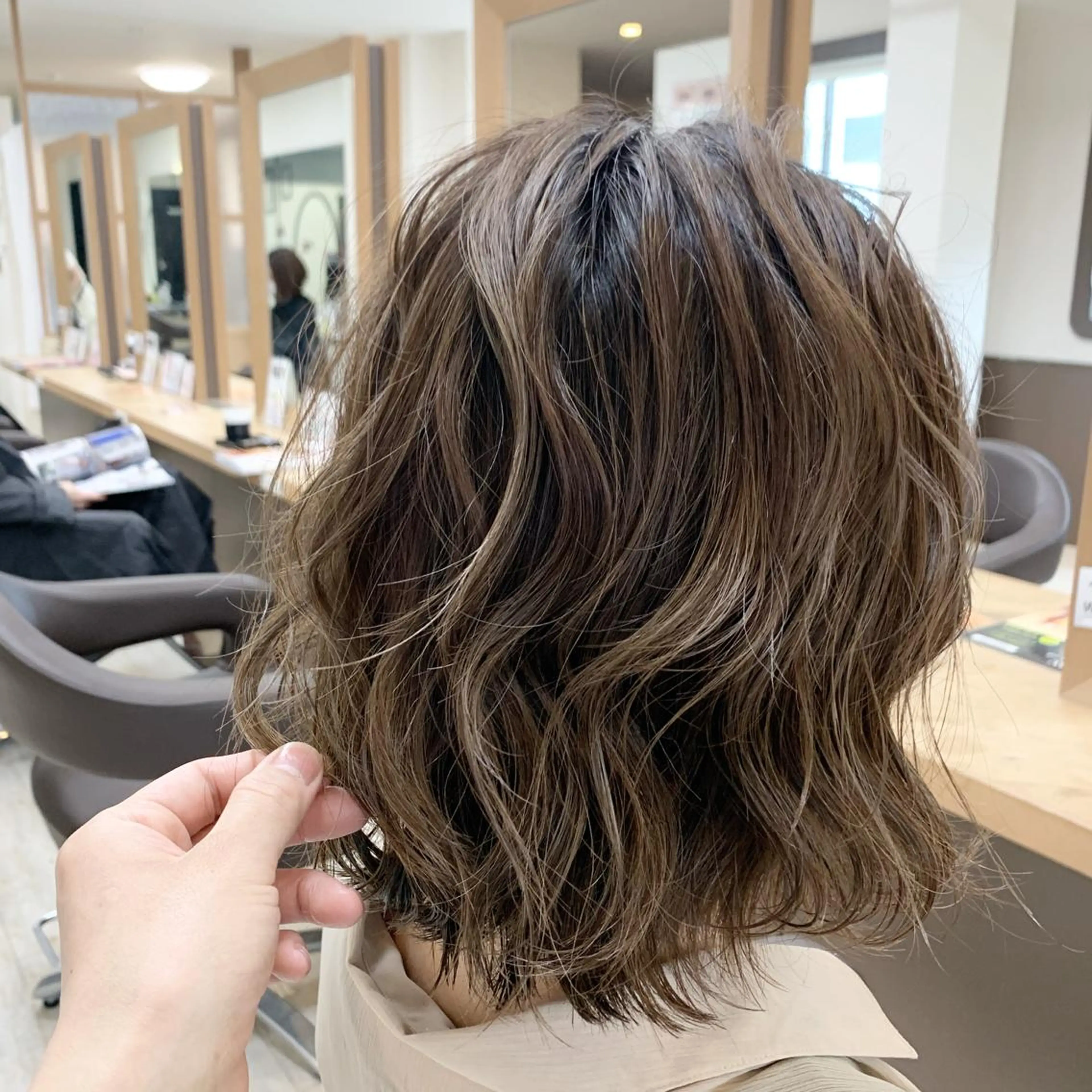ミディアム カラー Lien 深井店のヘアスタイル