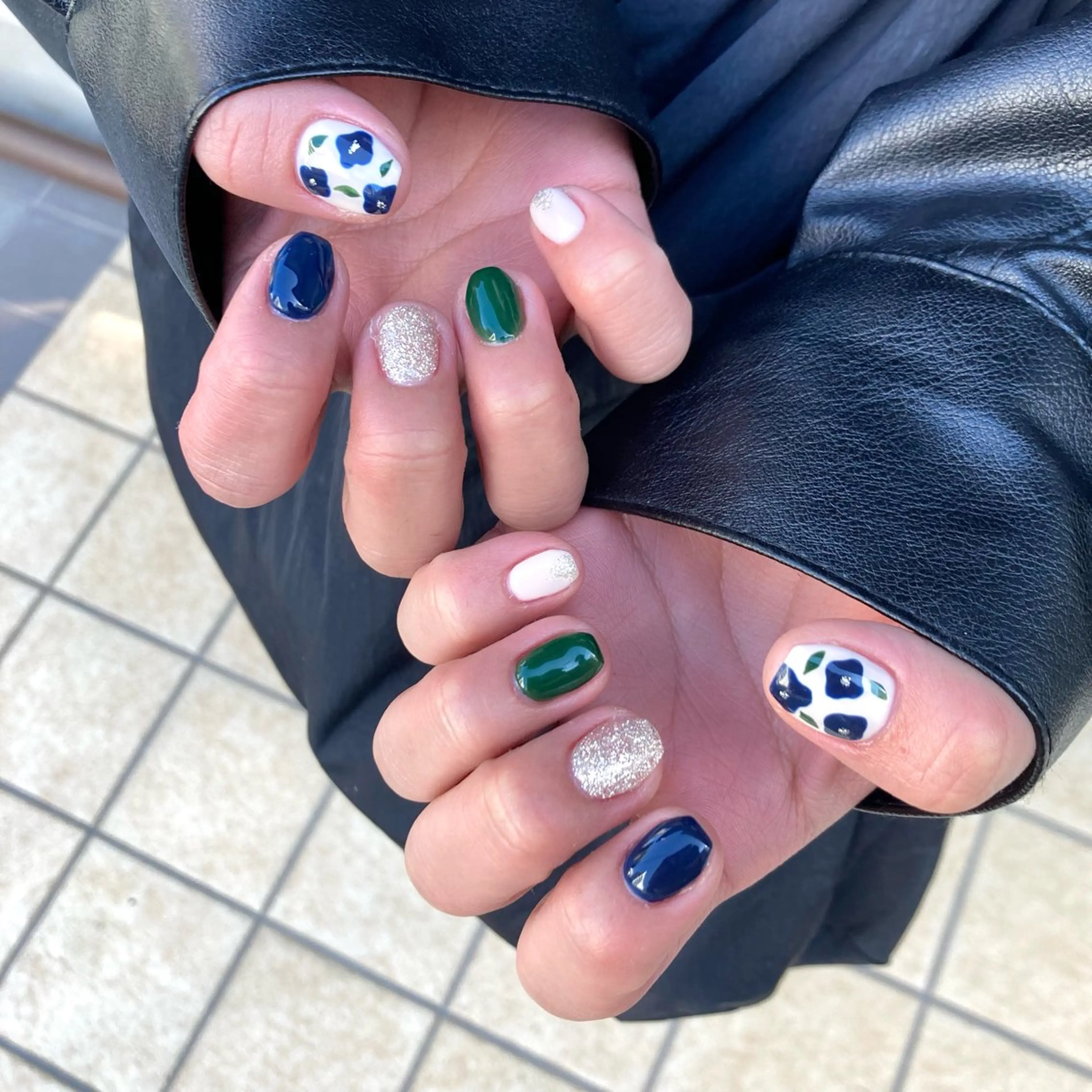 ネイル Aloha  Luana HIKAWASANDOU所属・AlohaLuana 🌺 naoのネイルデザイン