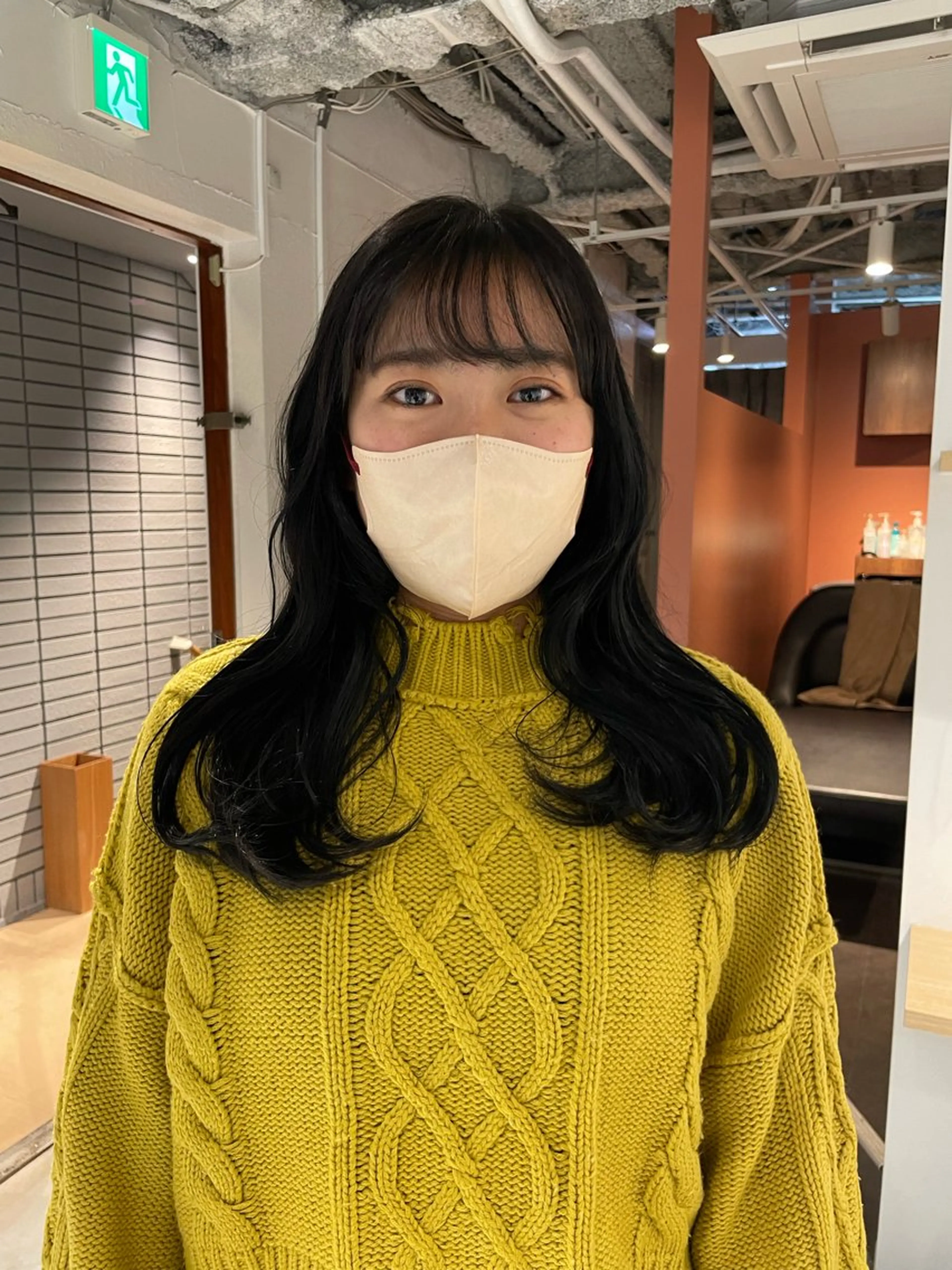 ミディアム カラー 透明感カラー ダブルカラー レイヤー×初 パーマ|hinakoのヘアスタイル