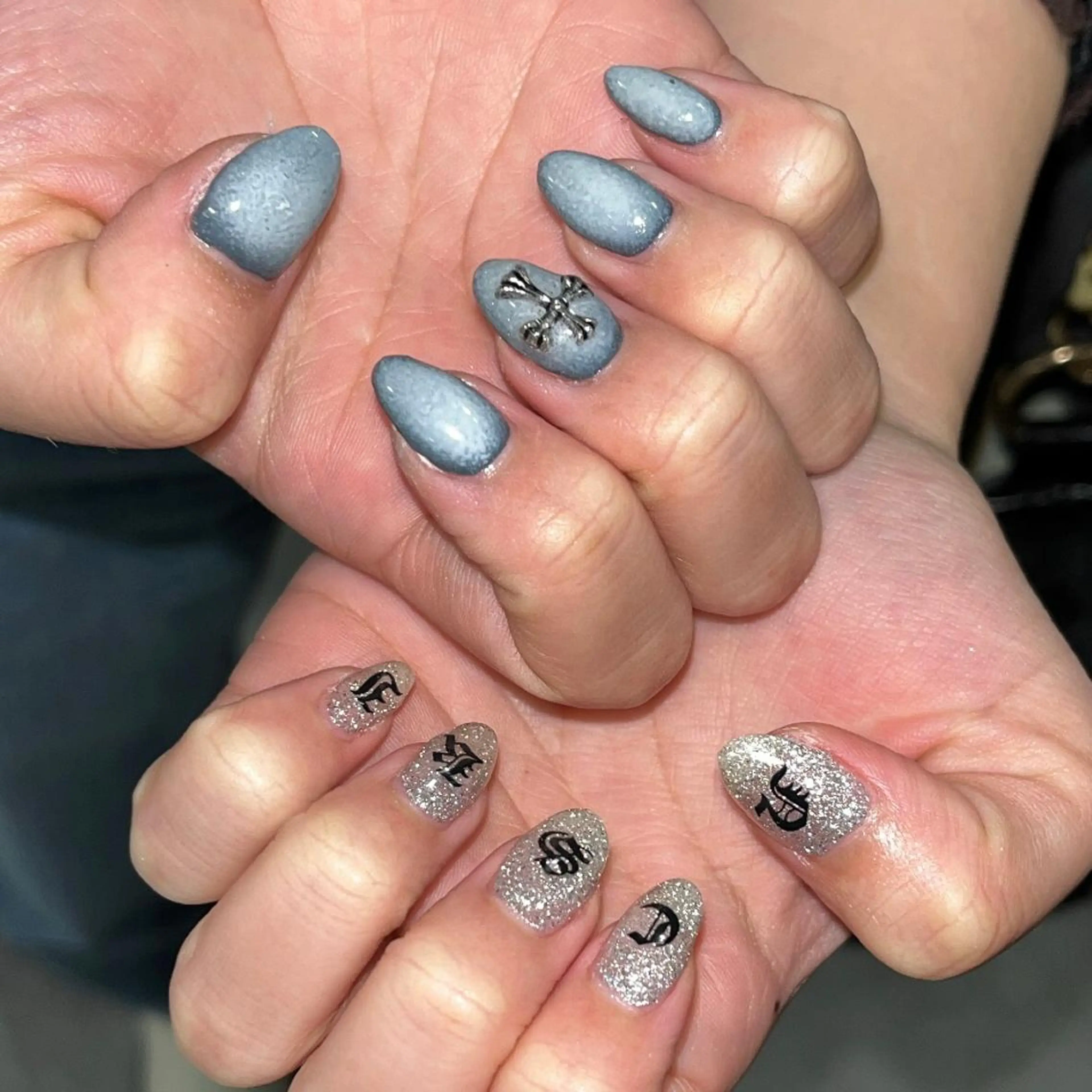 ネイル 🪐富島彩夏 /海外nail🪐のネイルデザイン