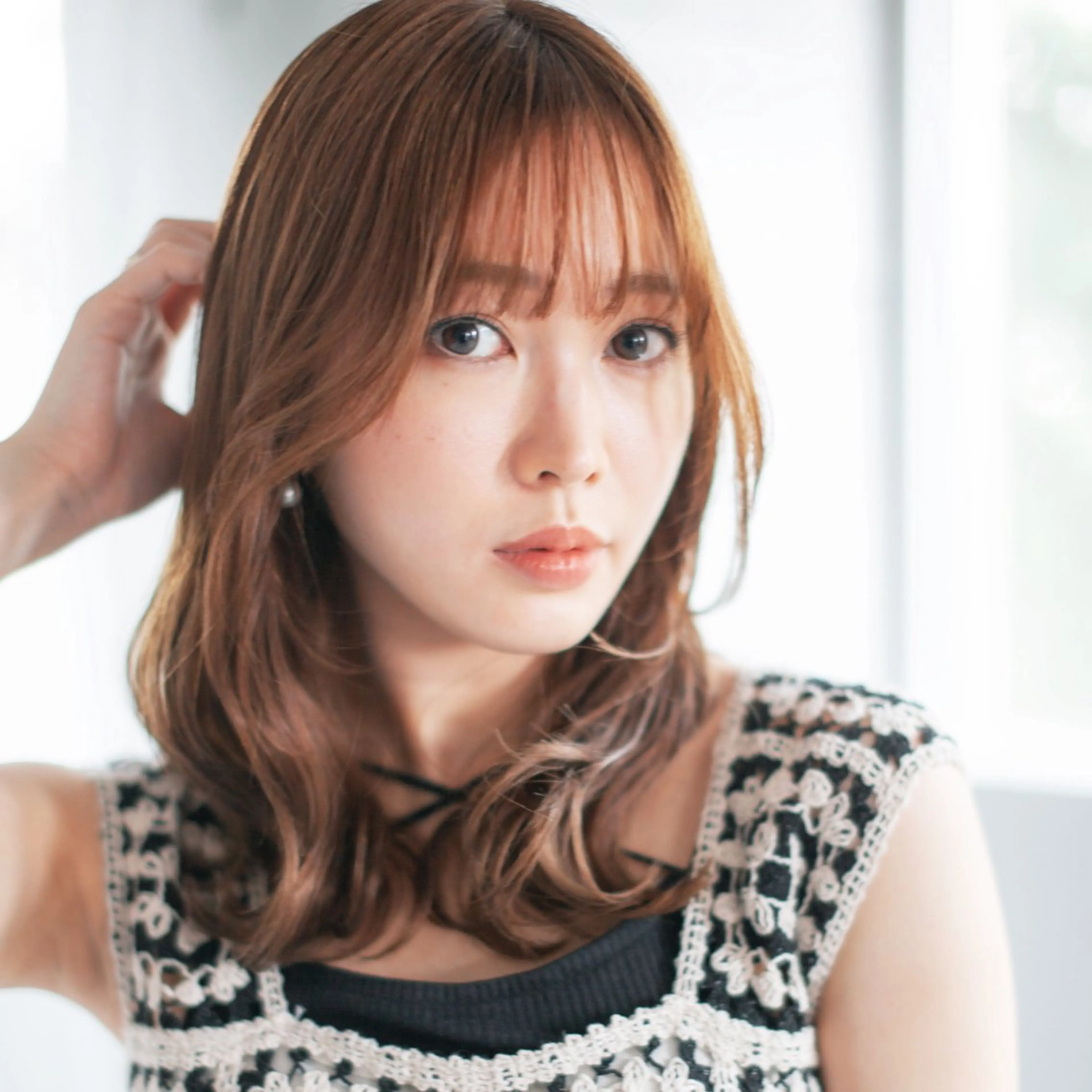 セミロング カット ヘアカラー Ash成増所属・松田 雅哉のヘアスタイル