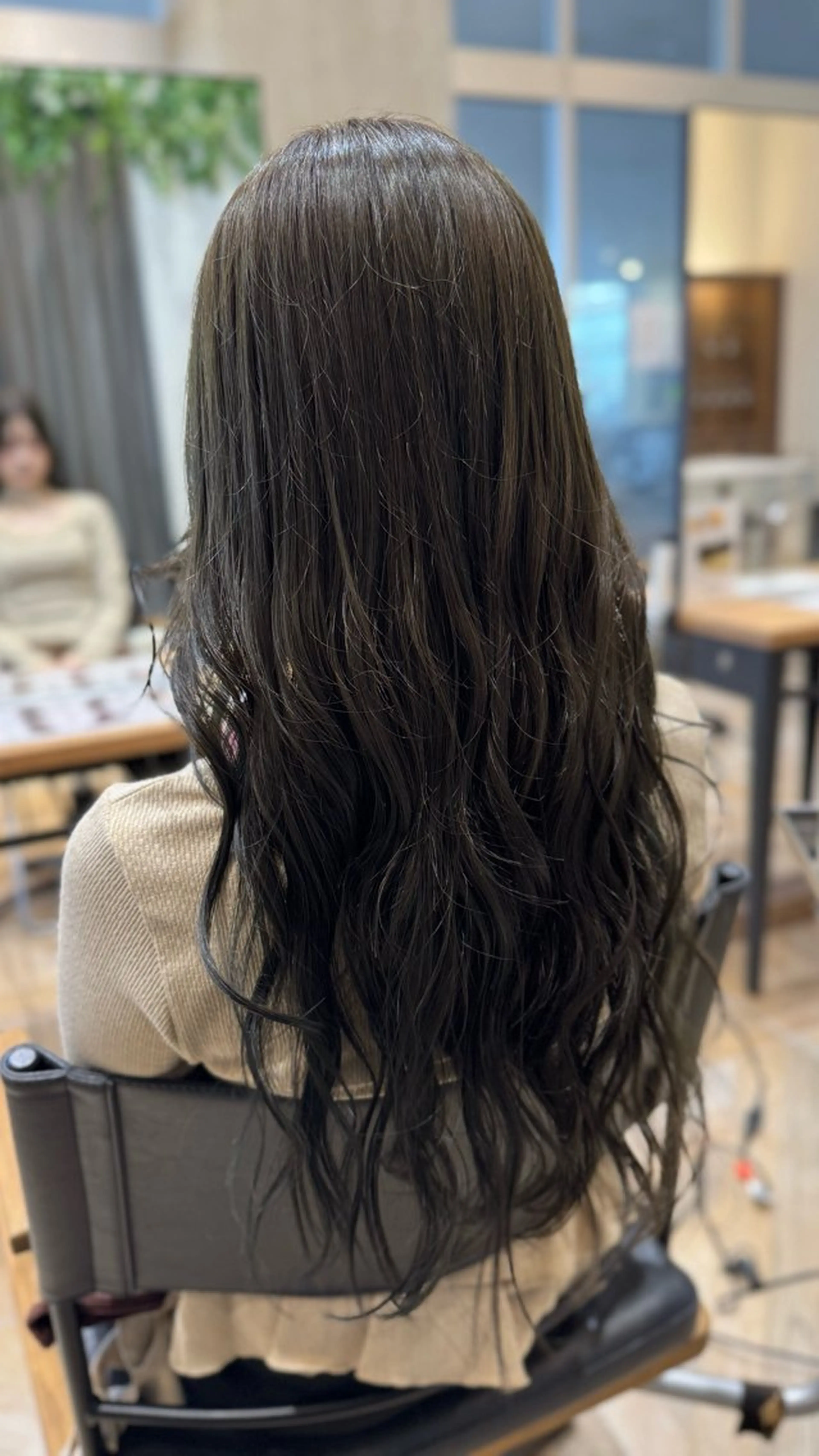ロング 鈴木 佐菜のヘアスタイル