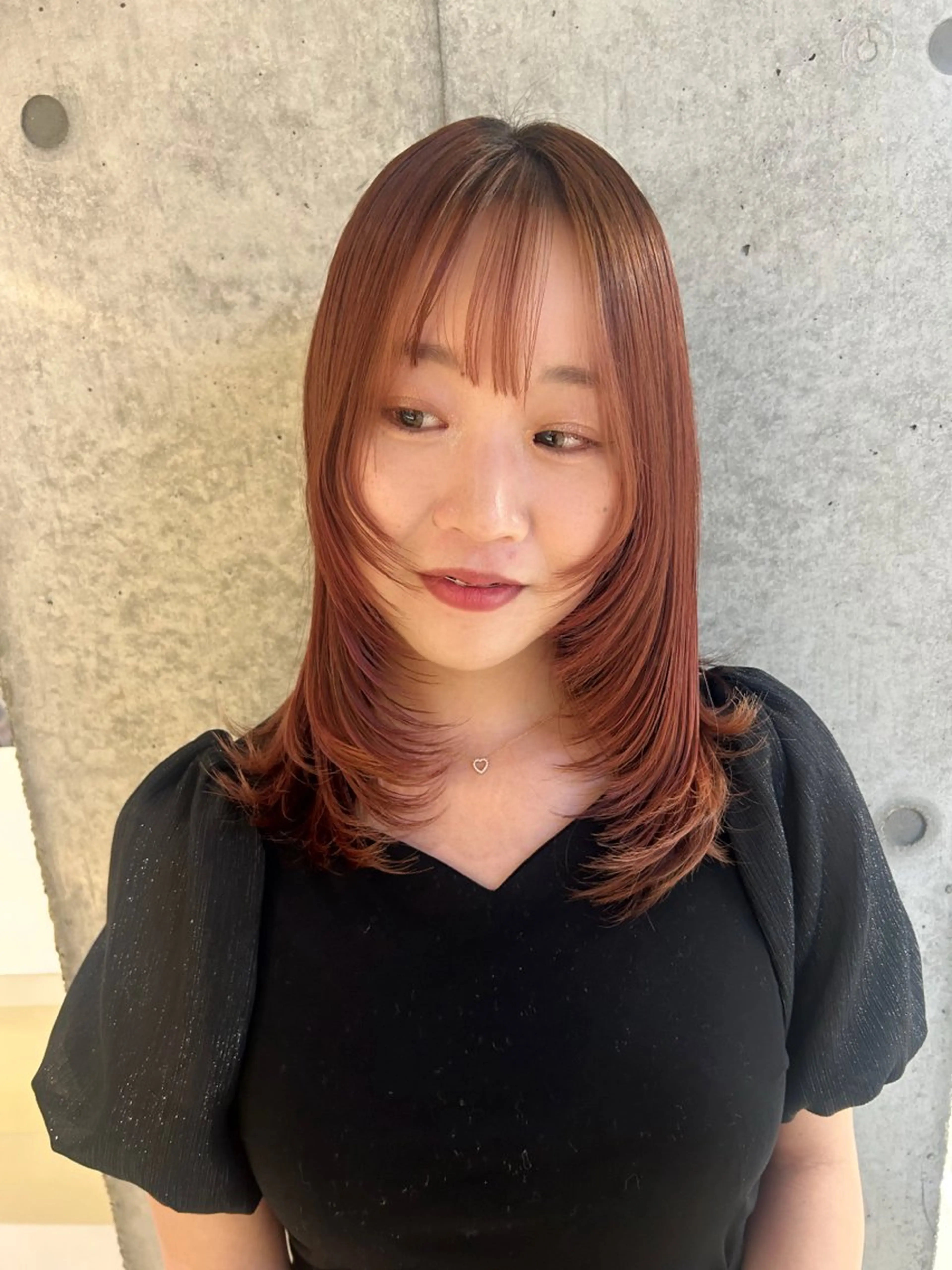 セミロング 顔周りカット レイヤーカット カット 💛akari💛/ ブリーチ/レイヤーのヘアスタイル