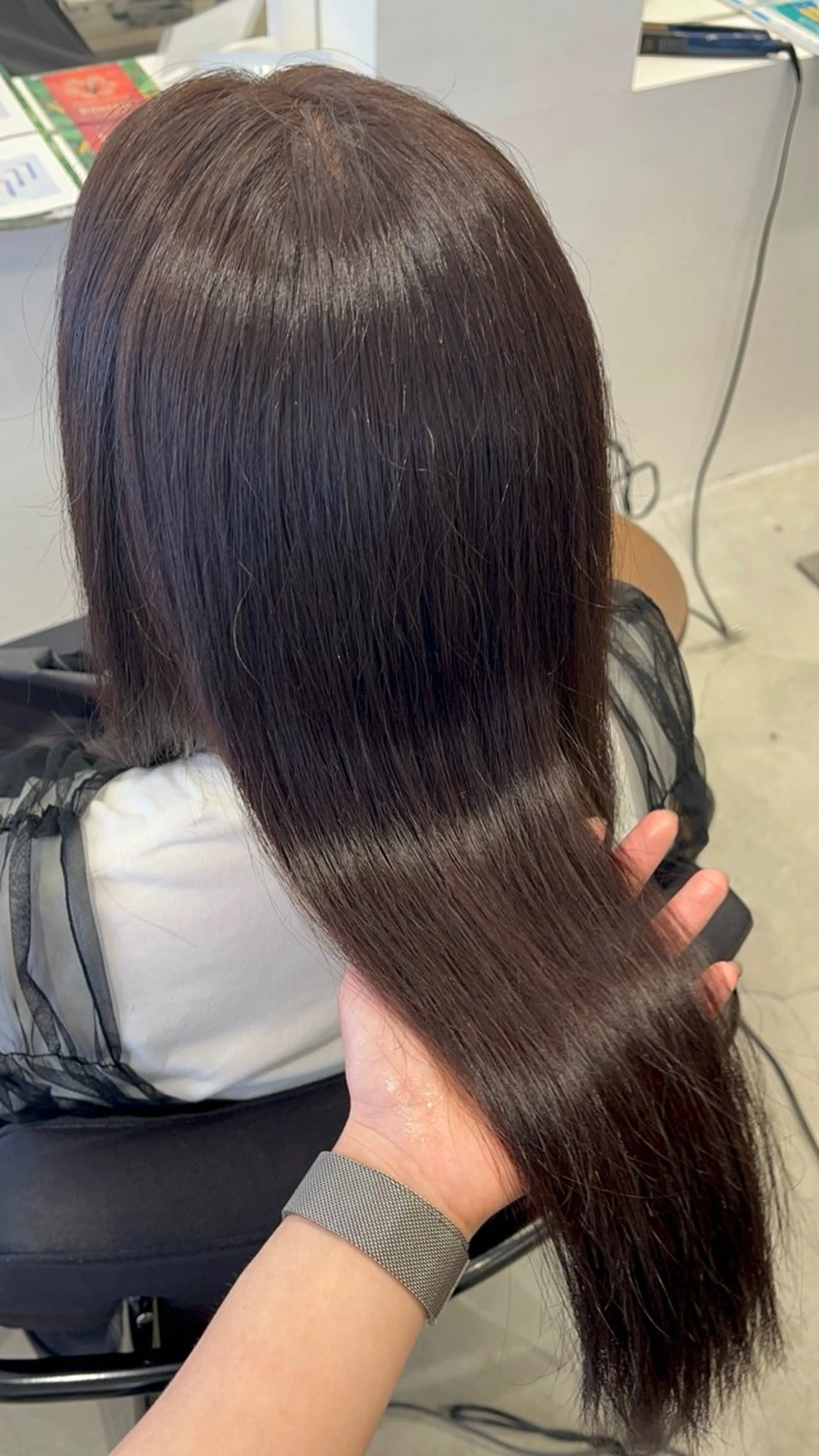 ロング 羽鳥 菜々子のヘアスタイル
