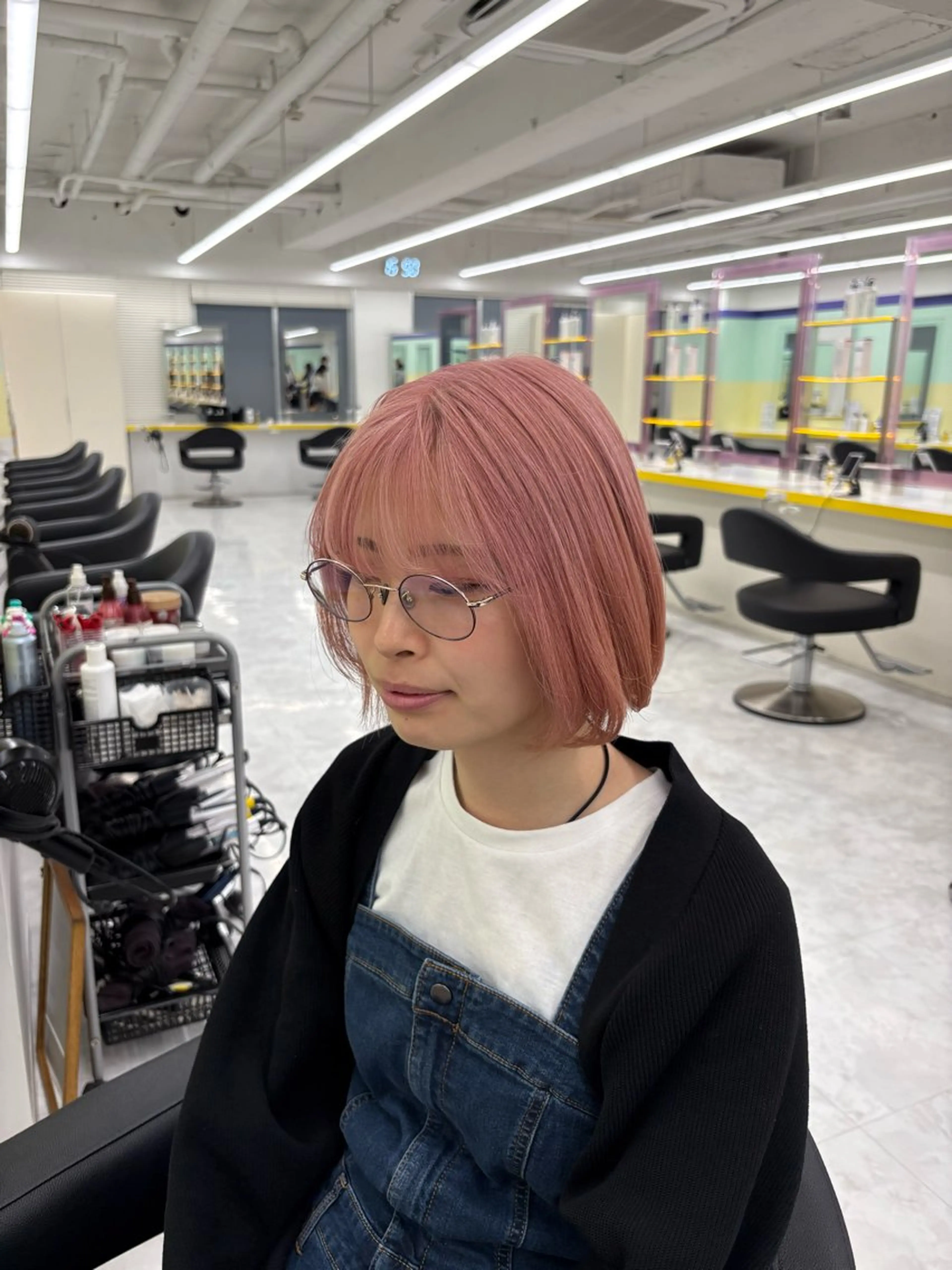 ショート カラー ヘアカラー ハイトーンブロンド 横浜💞ミオのヘアスタイル