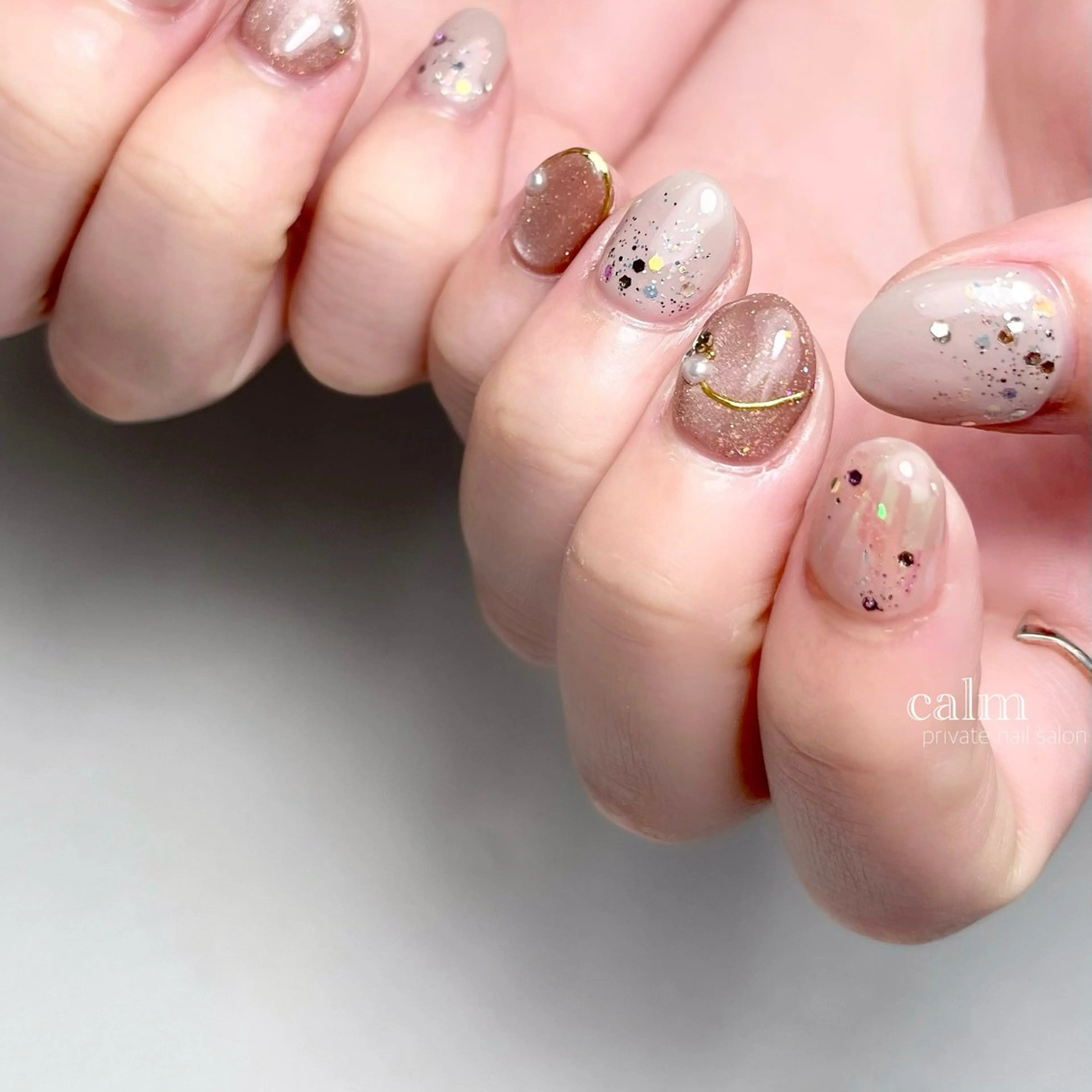 ネイル ハンドネイル calm 〔ｶｰﾑ〕のネイルデザイン
