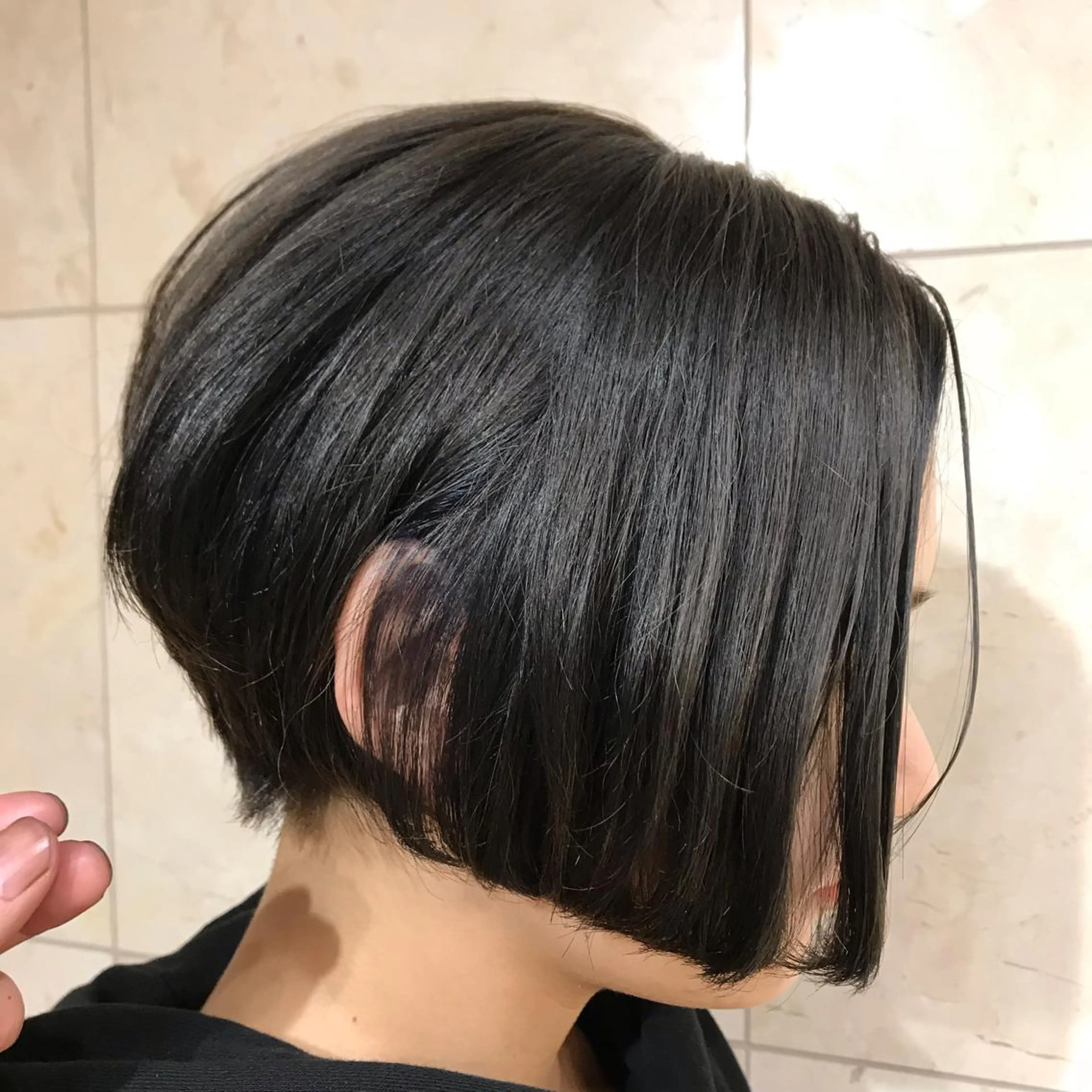ショート カラー ブリーチ 透明感カラー ショートヘア 清水　仰士 ROW町田のヘアスタイル