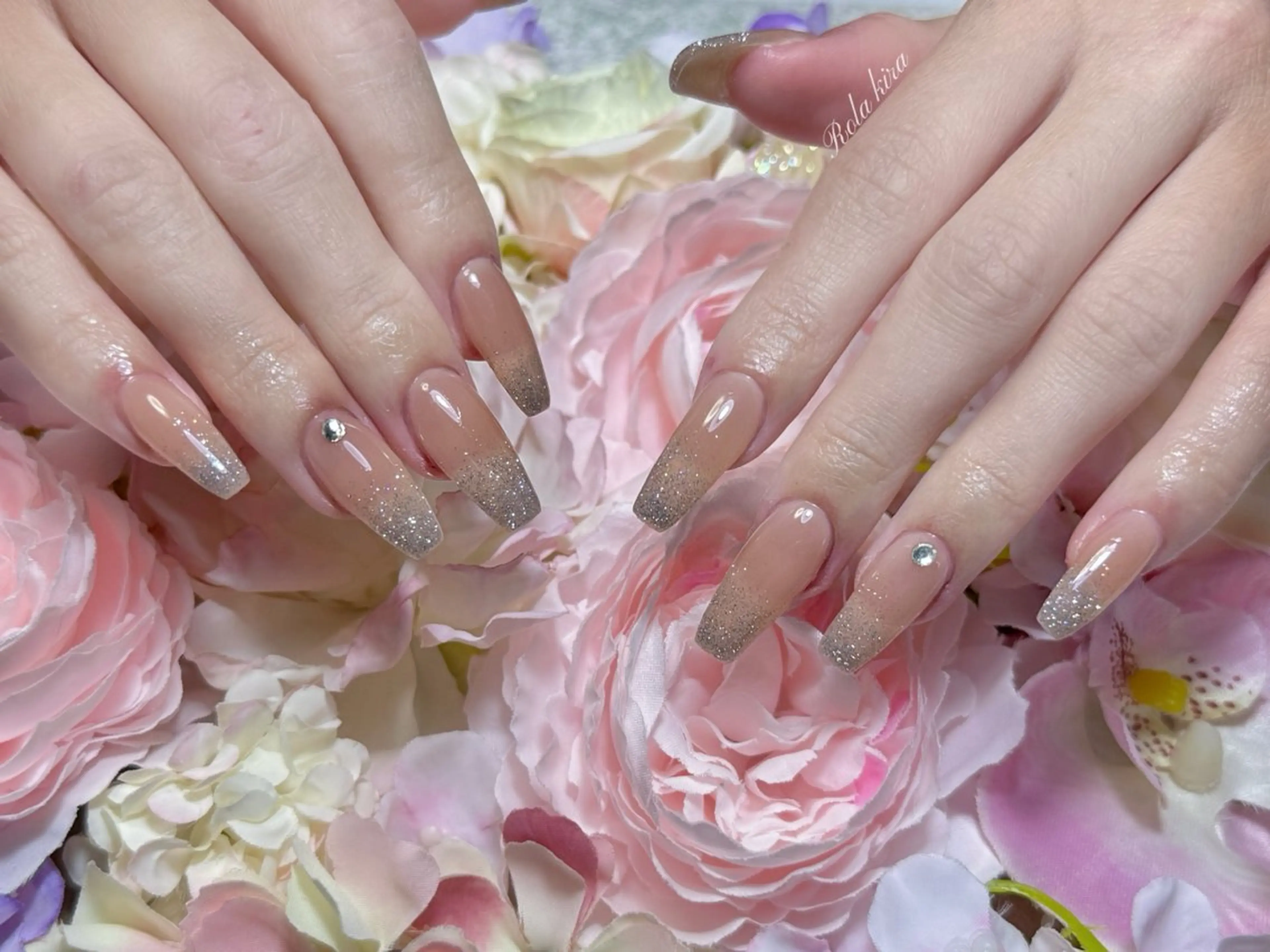 ネイル チークネイル 長さ出し フレンチネイル ジェルネイル 韓国ネイル ハンドネイル Rola kira nail salon所属・Rola kira 麗のネイルデザイン