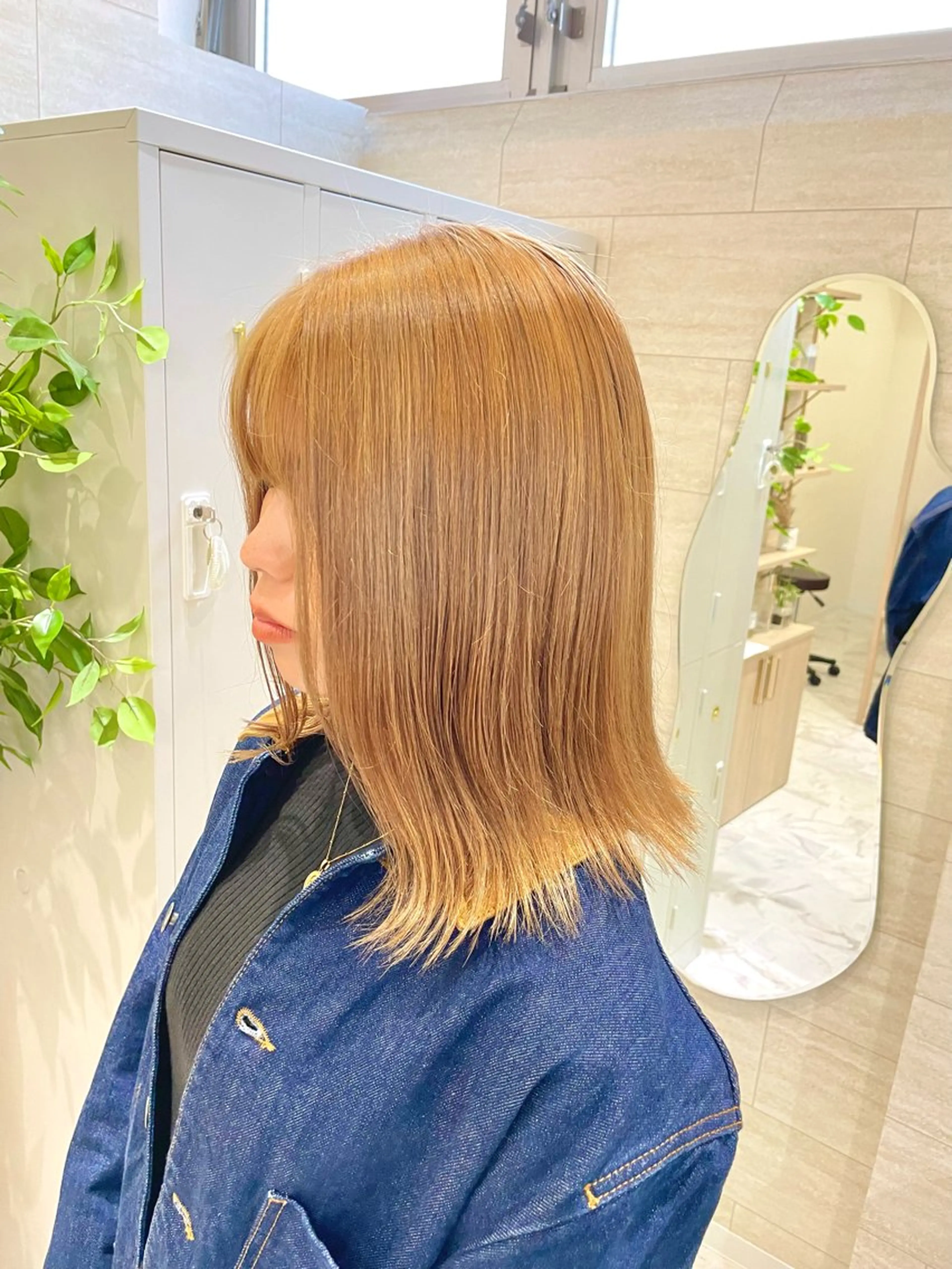ミディアム カラー ベージュカラー ブリーチ ヘアカラー Zina熊本/山下 開世/縮毛矯正のヘアスタイル
