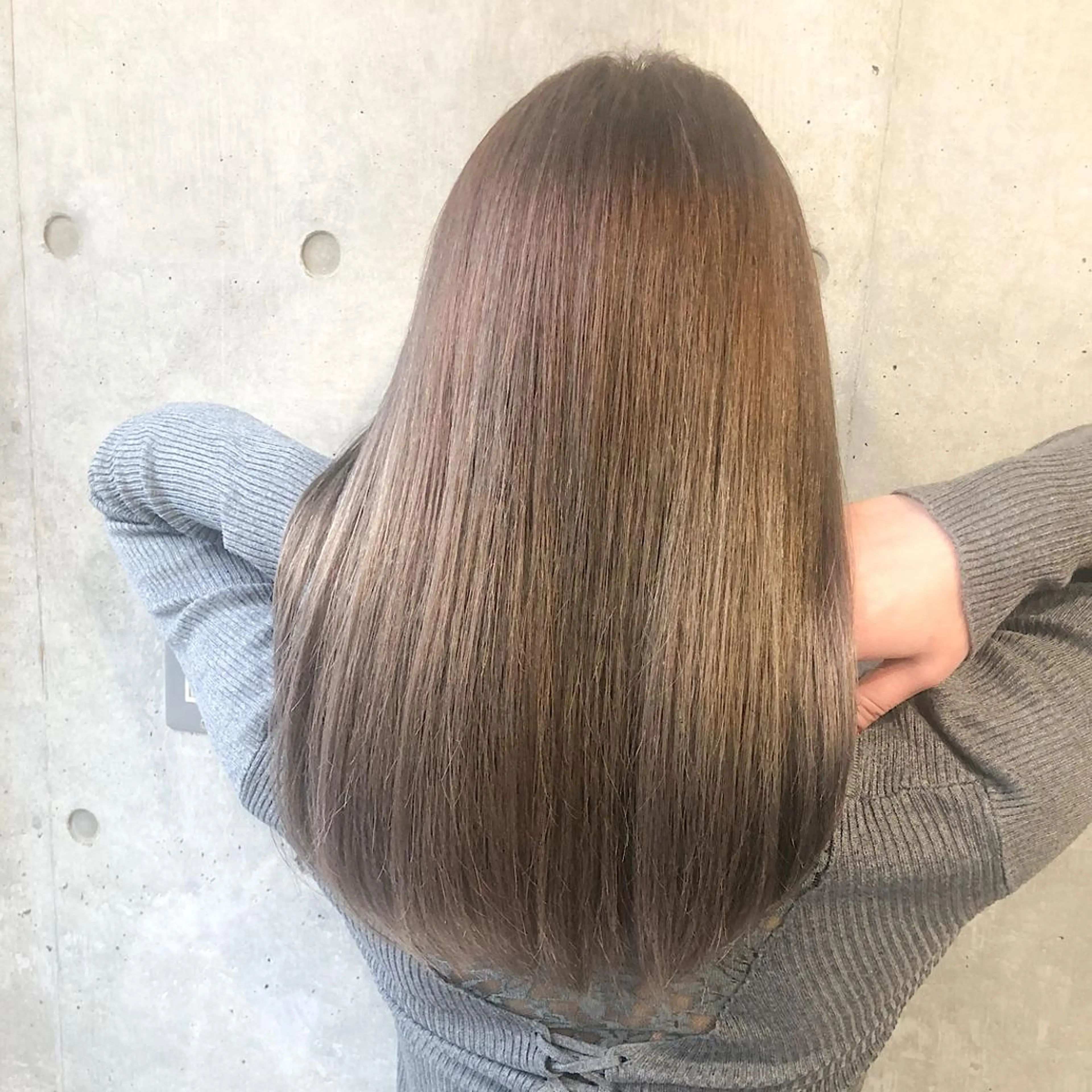 セミロング カラー WISTERIA ANNEX 銀座【ウィステリア アネックス】所属・髪質改善 スペシャリストのヘアスタイル