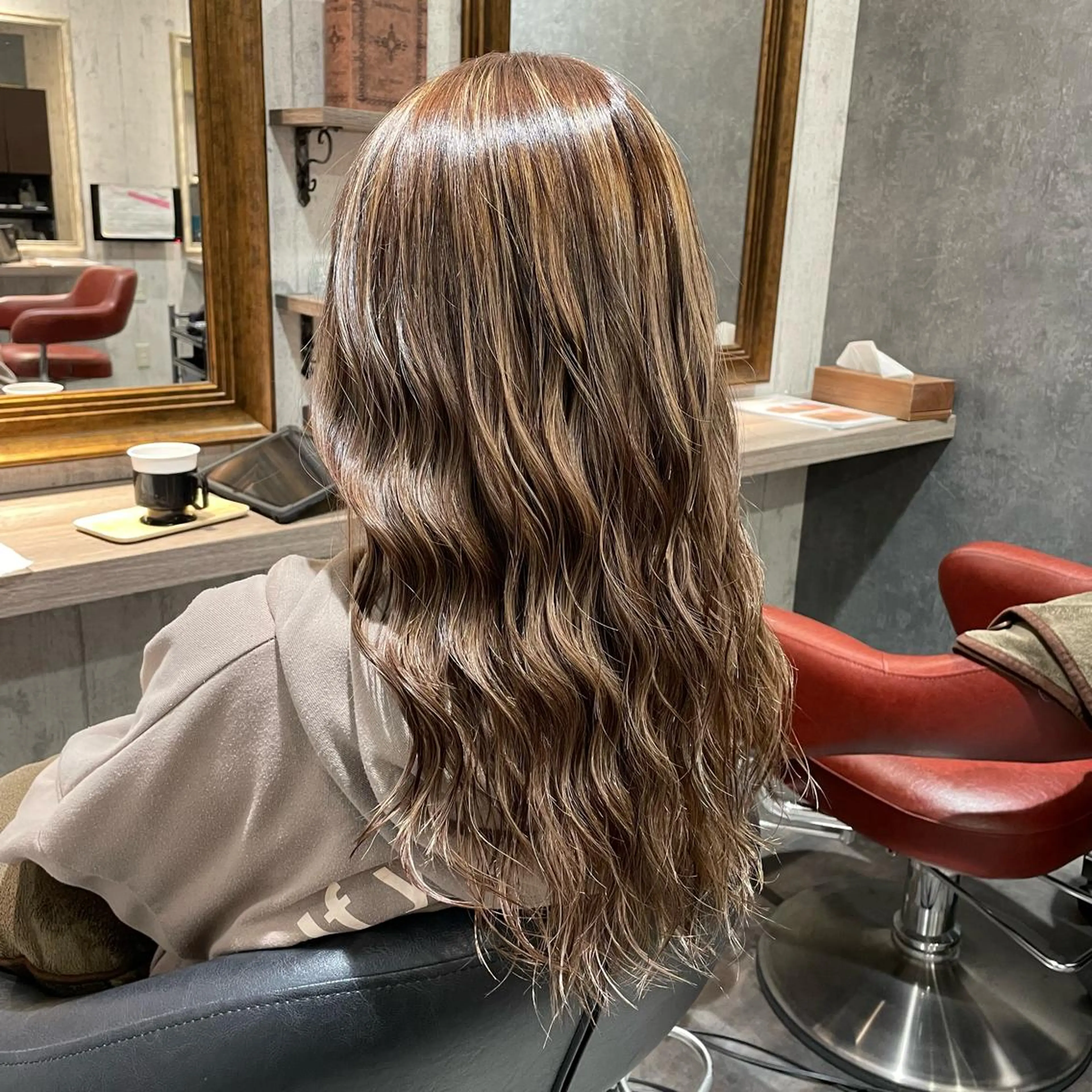 ロング カラー ハイライトカラー ハイライト ヘアカラー Wataru 外国人風カラー💎のヘアスタイル