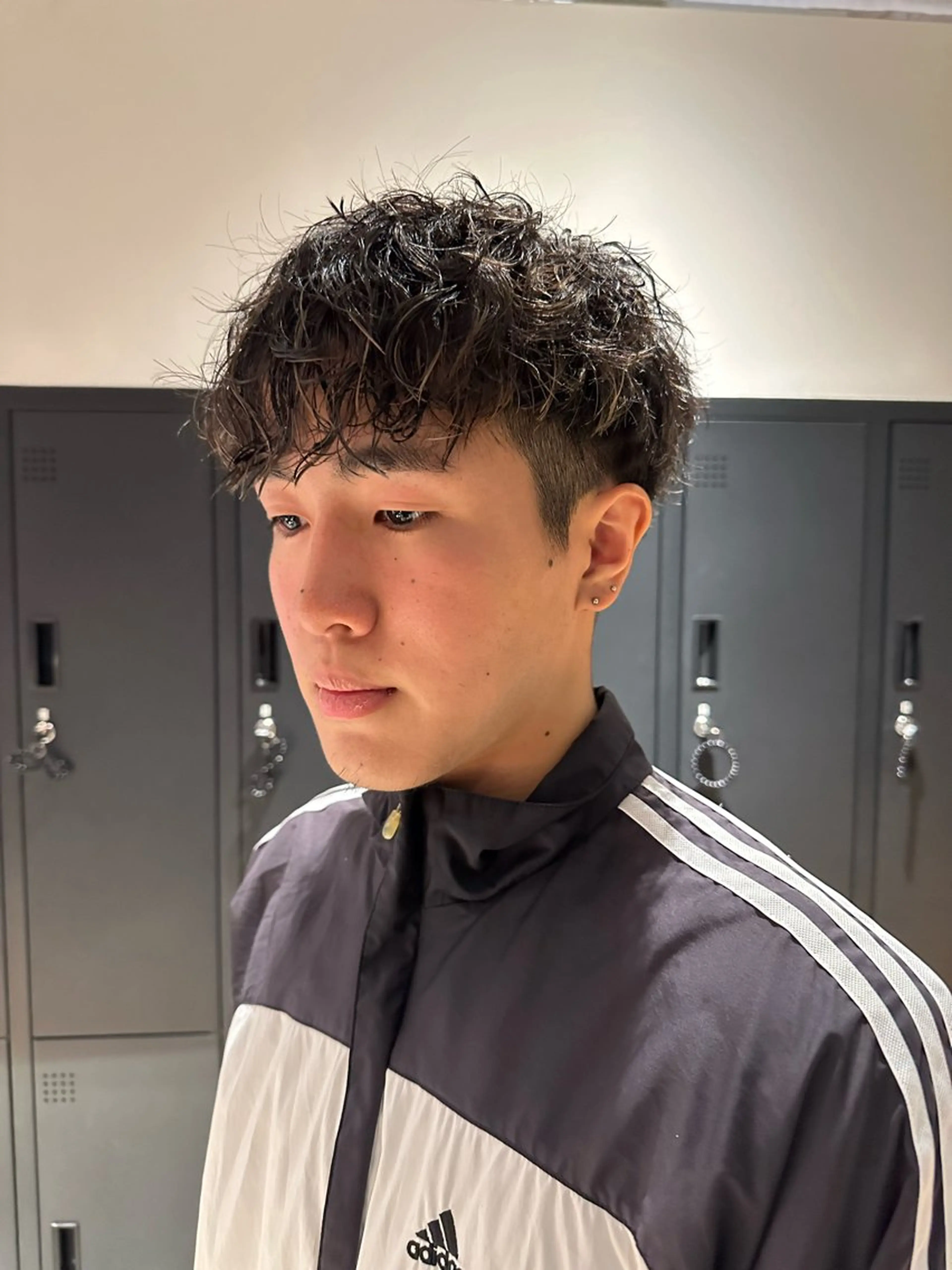 ショート パーマ メンズ カット パーマ メンズ🌀バーバー 💈ウルフ/RUKIのヘアスタイル