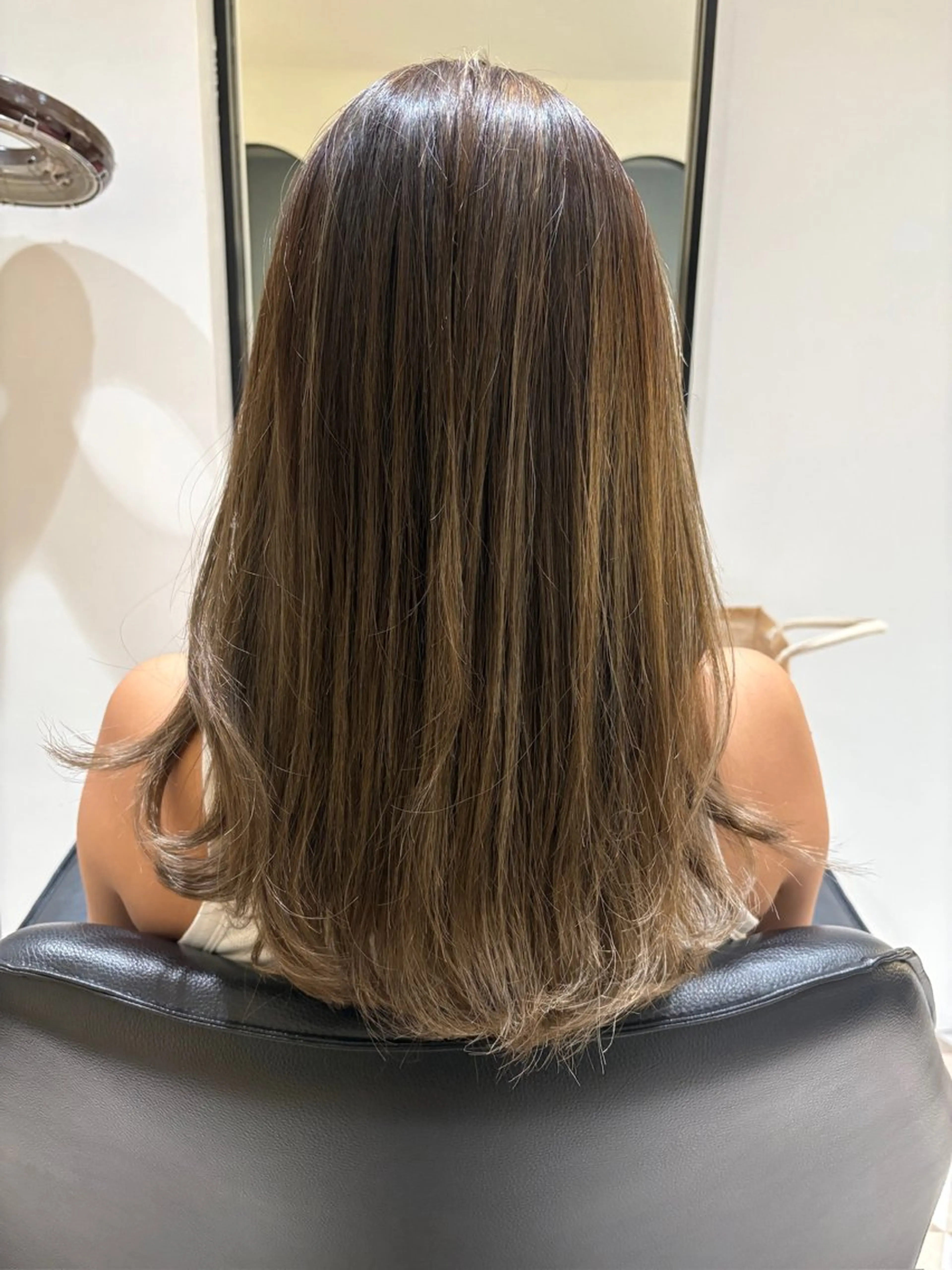 セミロング ヘアカラー トリートメント 七星 俊介のヘアスタイル