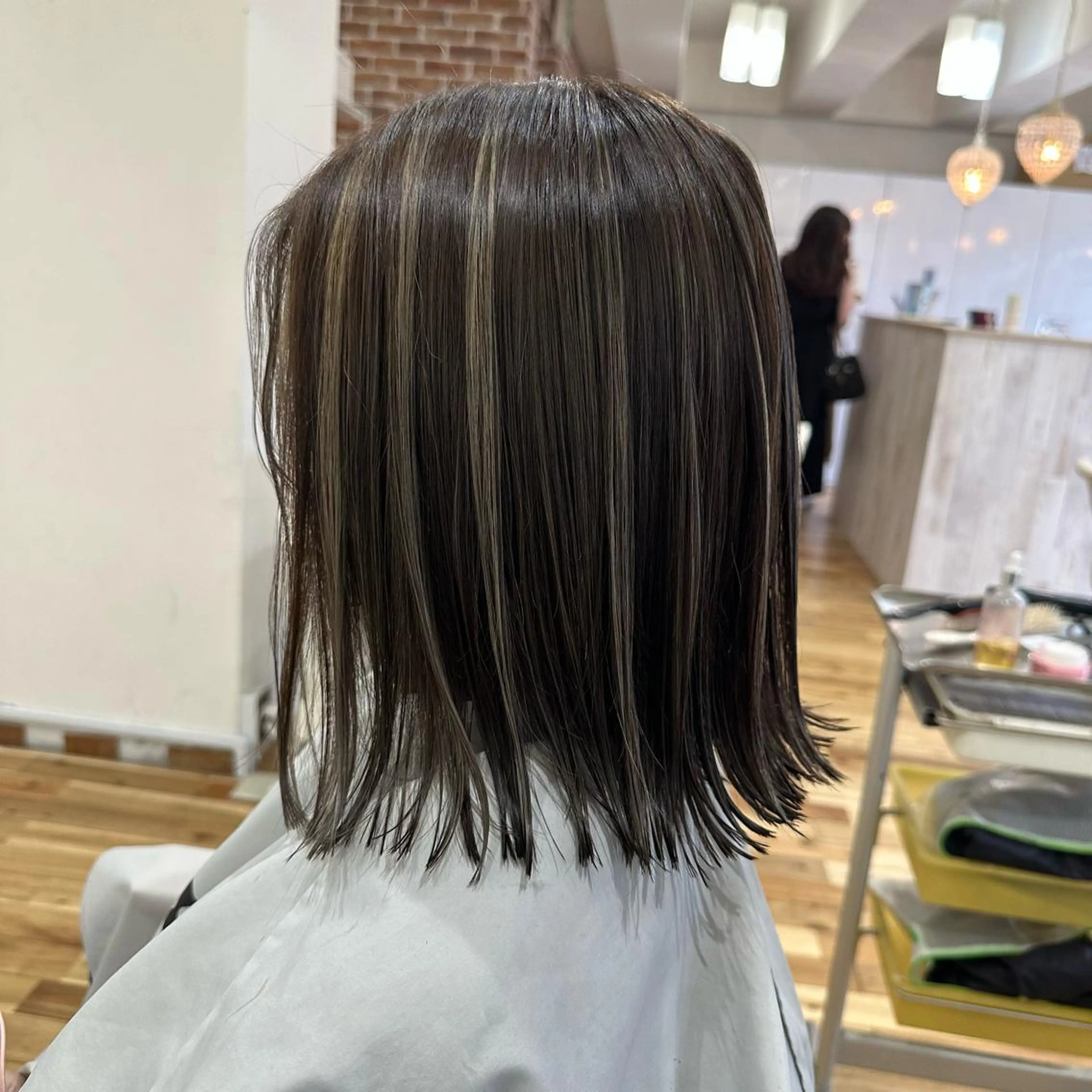 ミディアム カラー ヘアアレンジ カット ヘアカラー トリートメント 久米 治仁のヘアスタイル