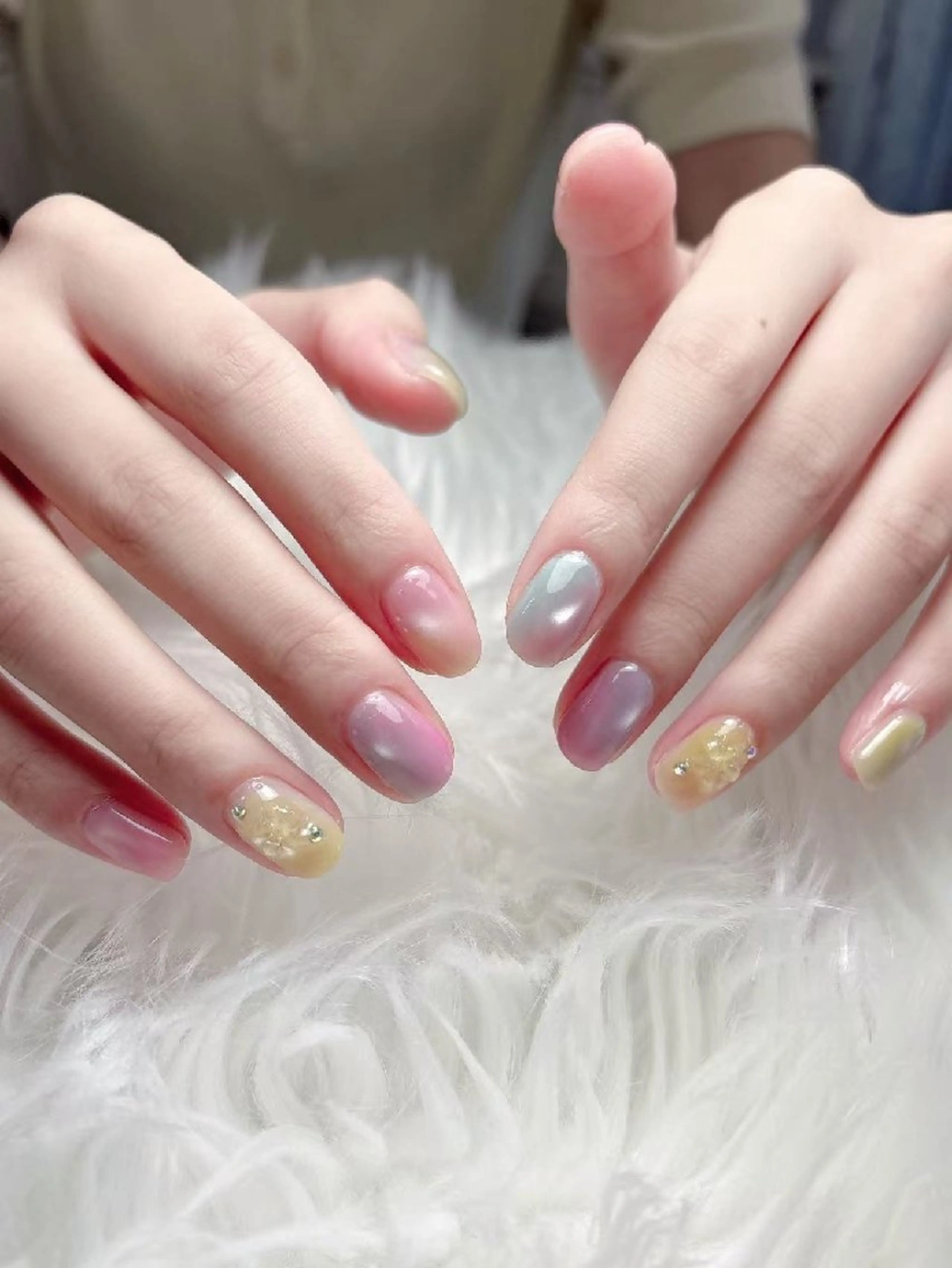 ネイル ENsalon AKIRAのネイルデザイン