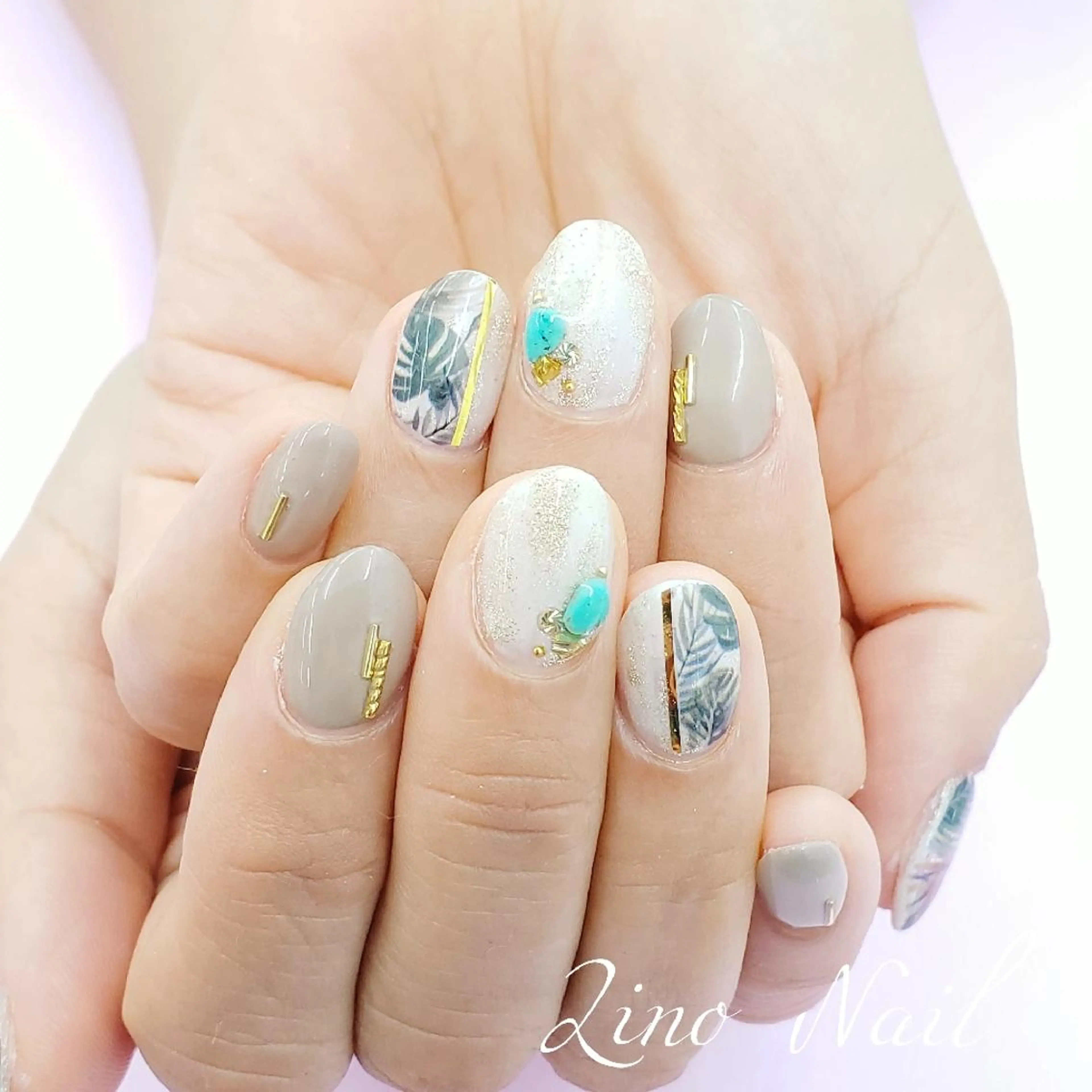 ネイル ジェルネイル ニュアンスネイル ワンカラーネイル パラジェル 夏ネイル Lino Nailのネイルデザイン