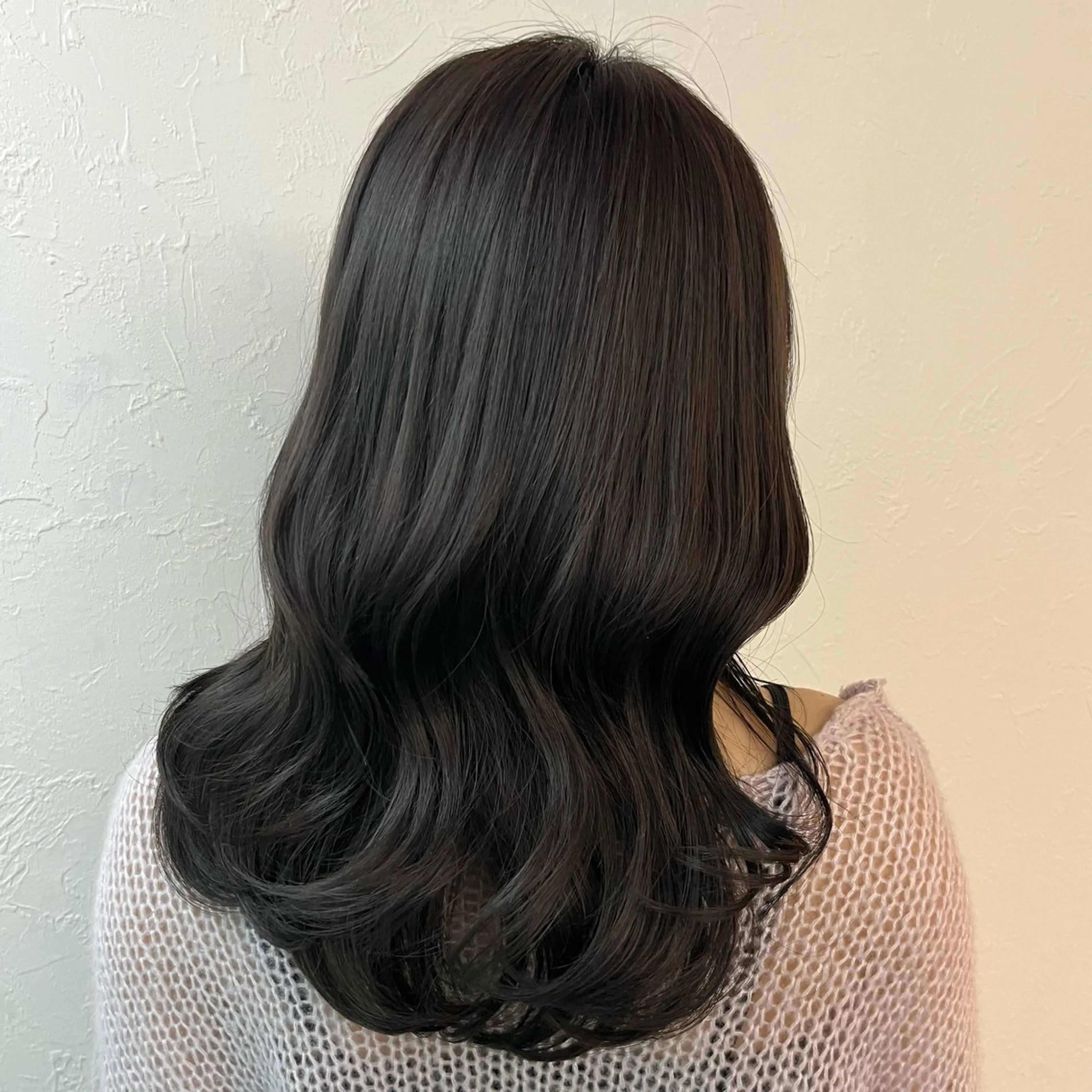 セミロング カラー 國領 真央のヘアスタイル