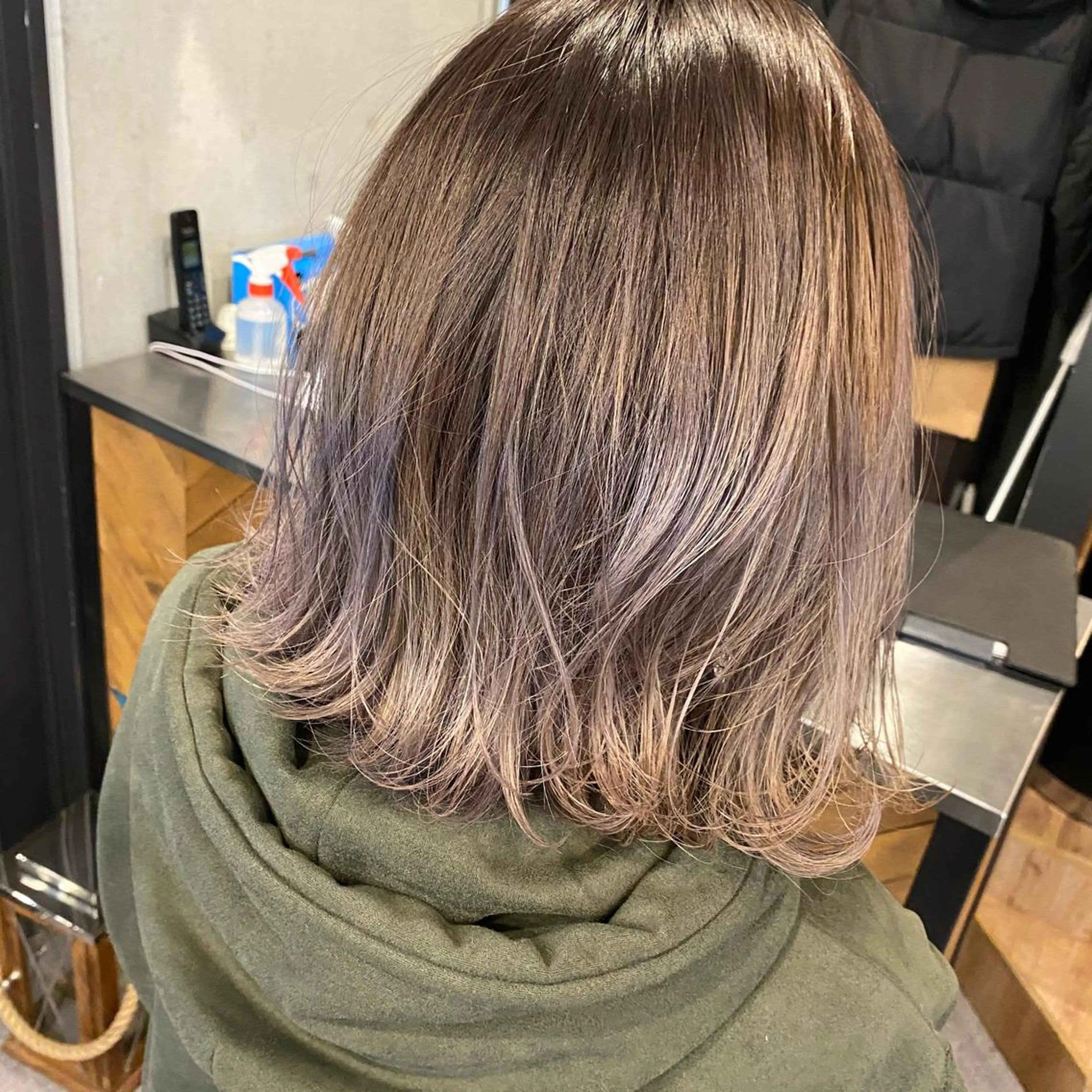 ショート カラー 艶髪ブリーチ 永井竜也のヘアスタイル