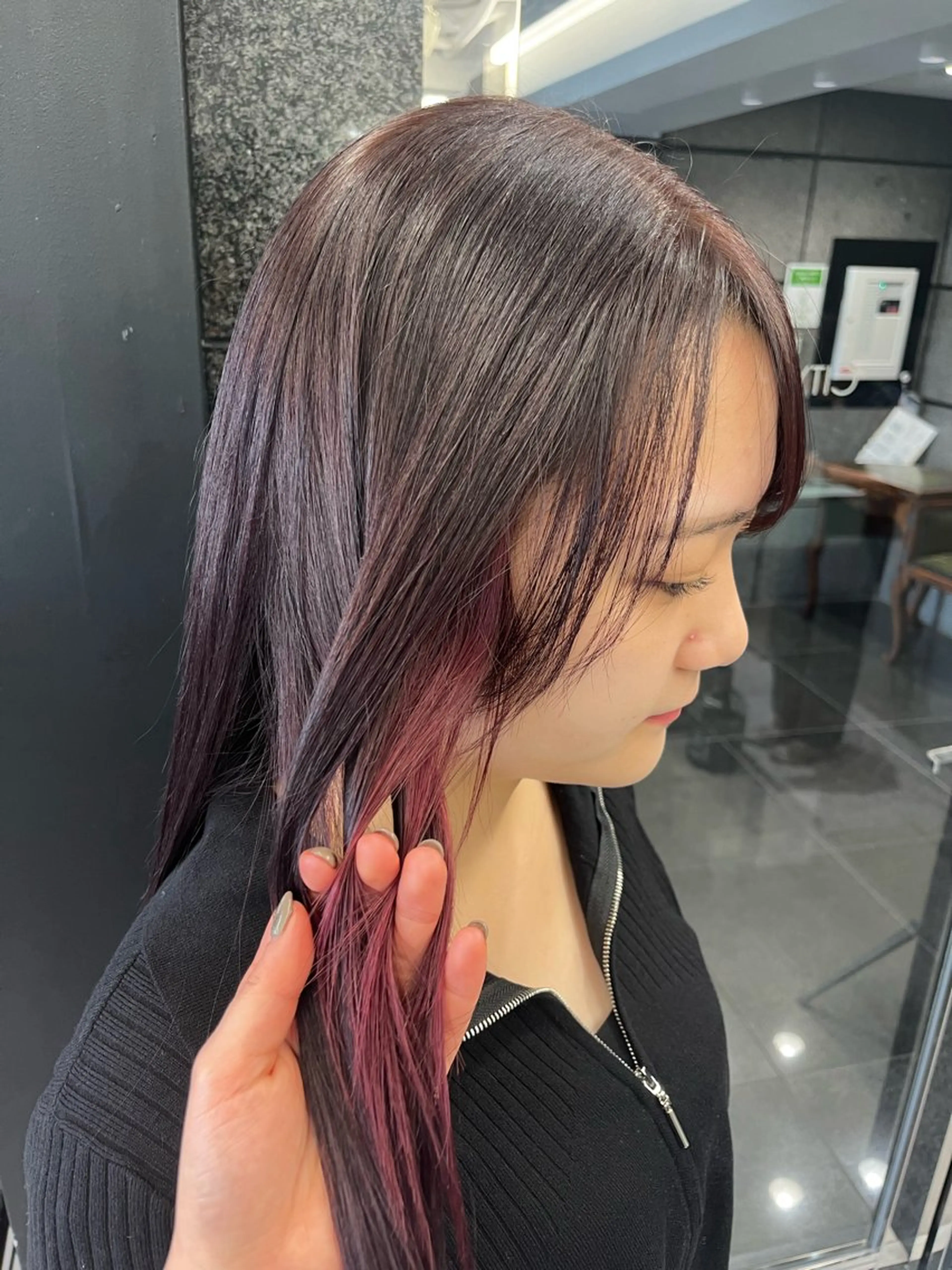 ミディアム カラー ブリーチ インナーカラー ピンクカラー ヘアカラー トリートメント ボブ/プツッとボブ/ ボブパーマ/モエのヘアスタイル