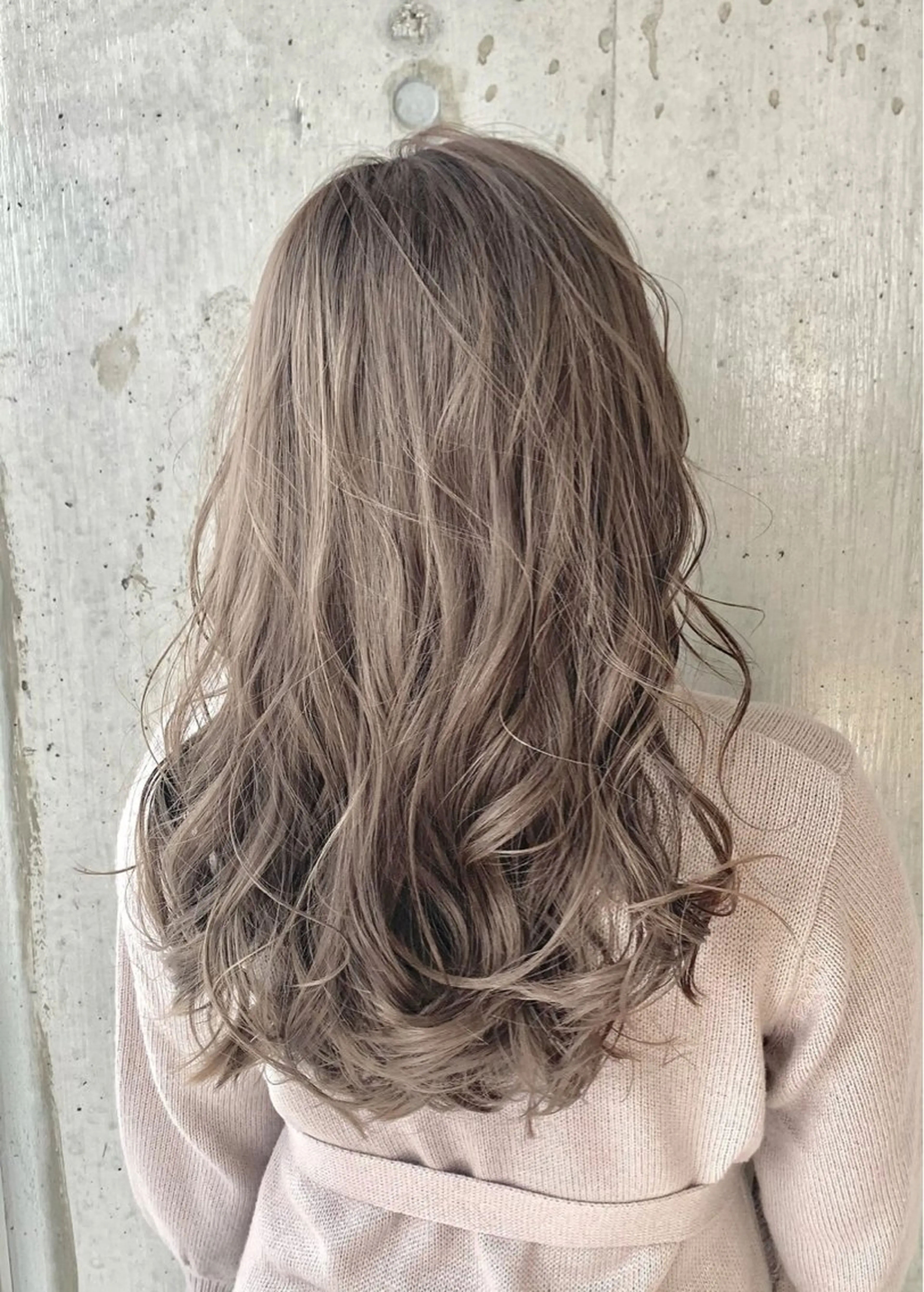 ロング カット ヘアカラー hoNua. 栄/透明感カラーのヘアスタイル