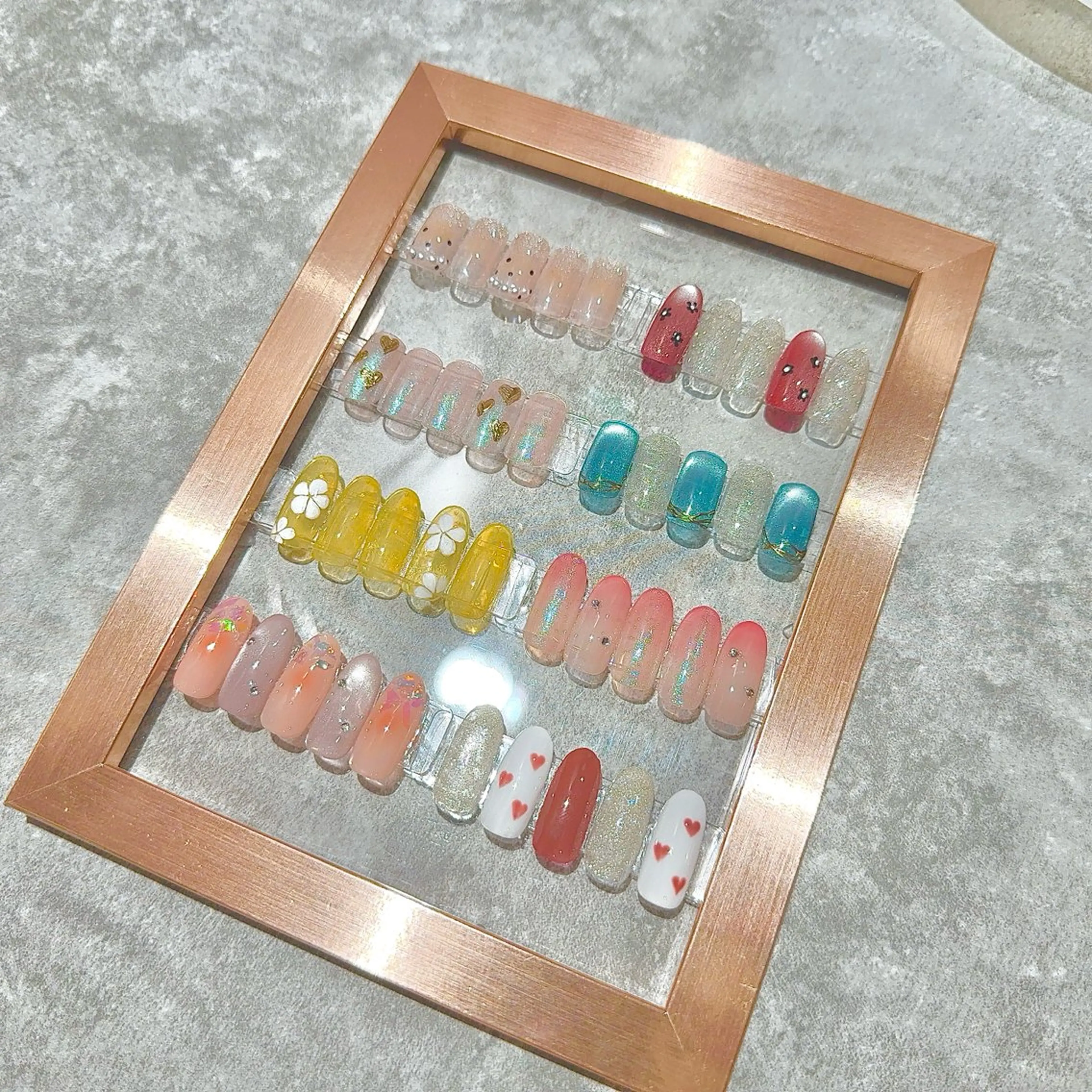 【定額メニュー】8月デザイン⭐︎オフ・ケア込💅🏻の写真