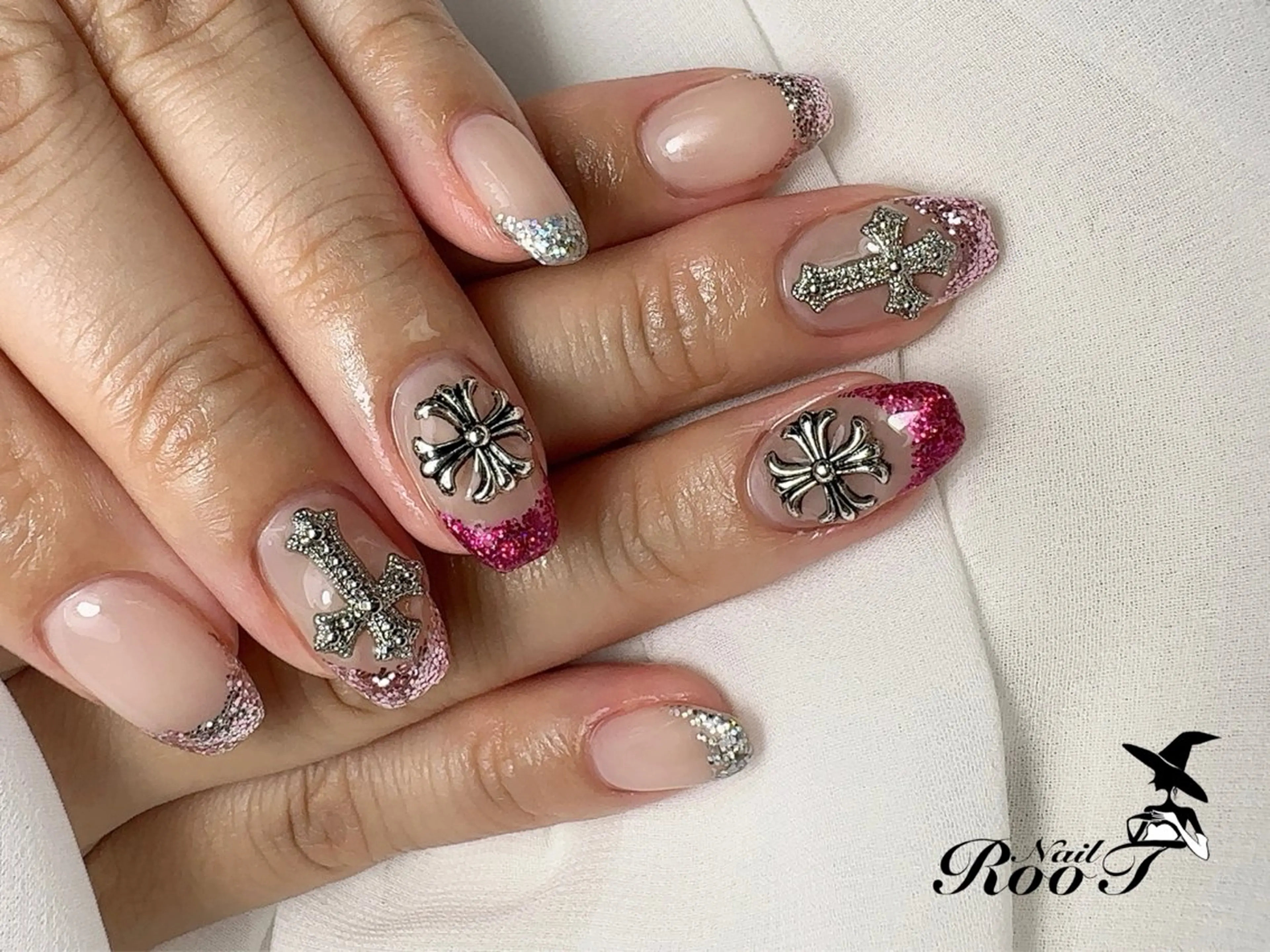 ネイル フレンチネイル ハンドネイル RooT Nailのネイルデザイン