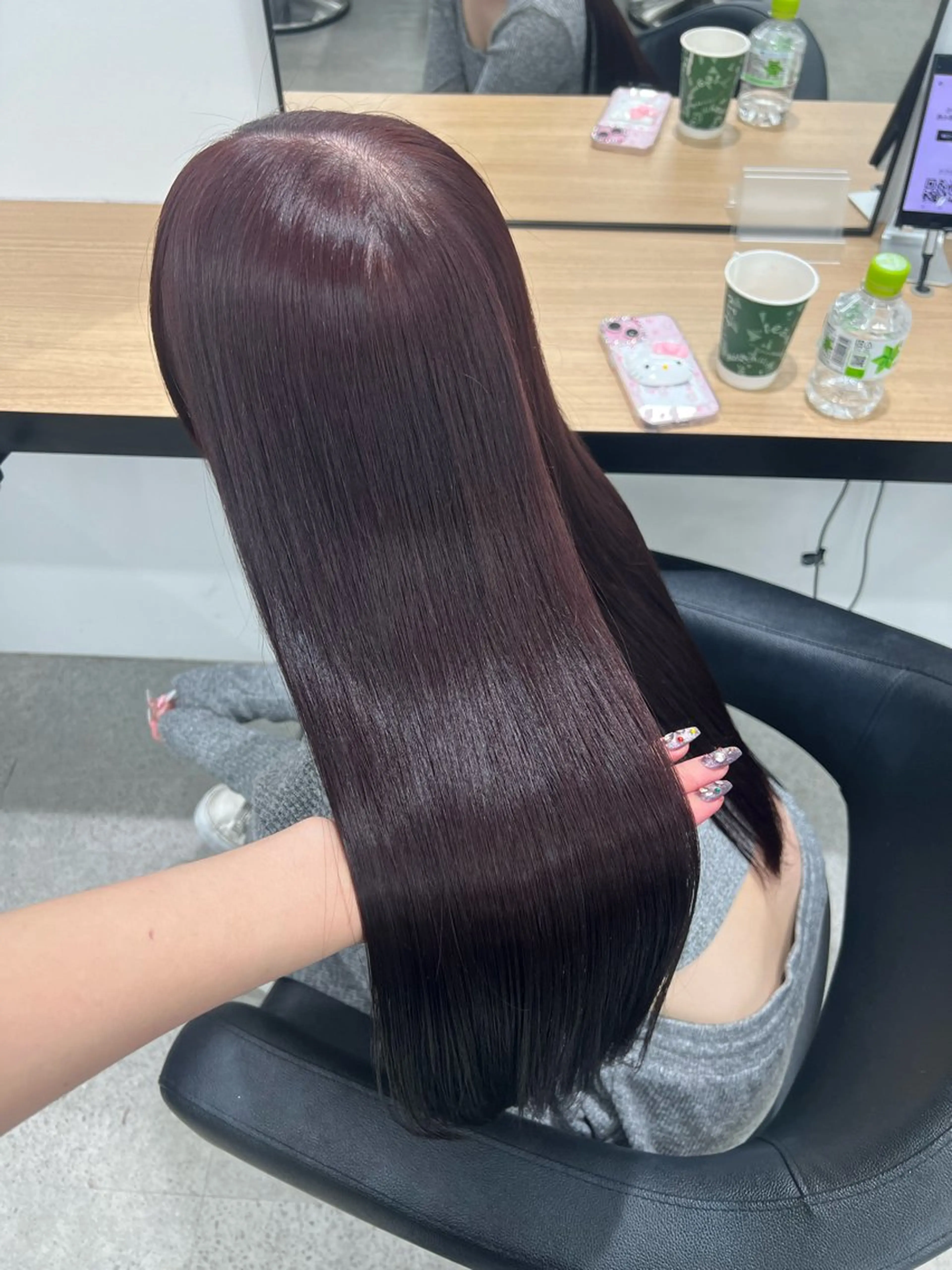 ロング カラー ブリーチ 髪質改善 トリートメント ヘアカラー 💗愛され暖色💗 ピンク/レッド💗のヘアスタイル