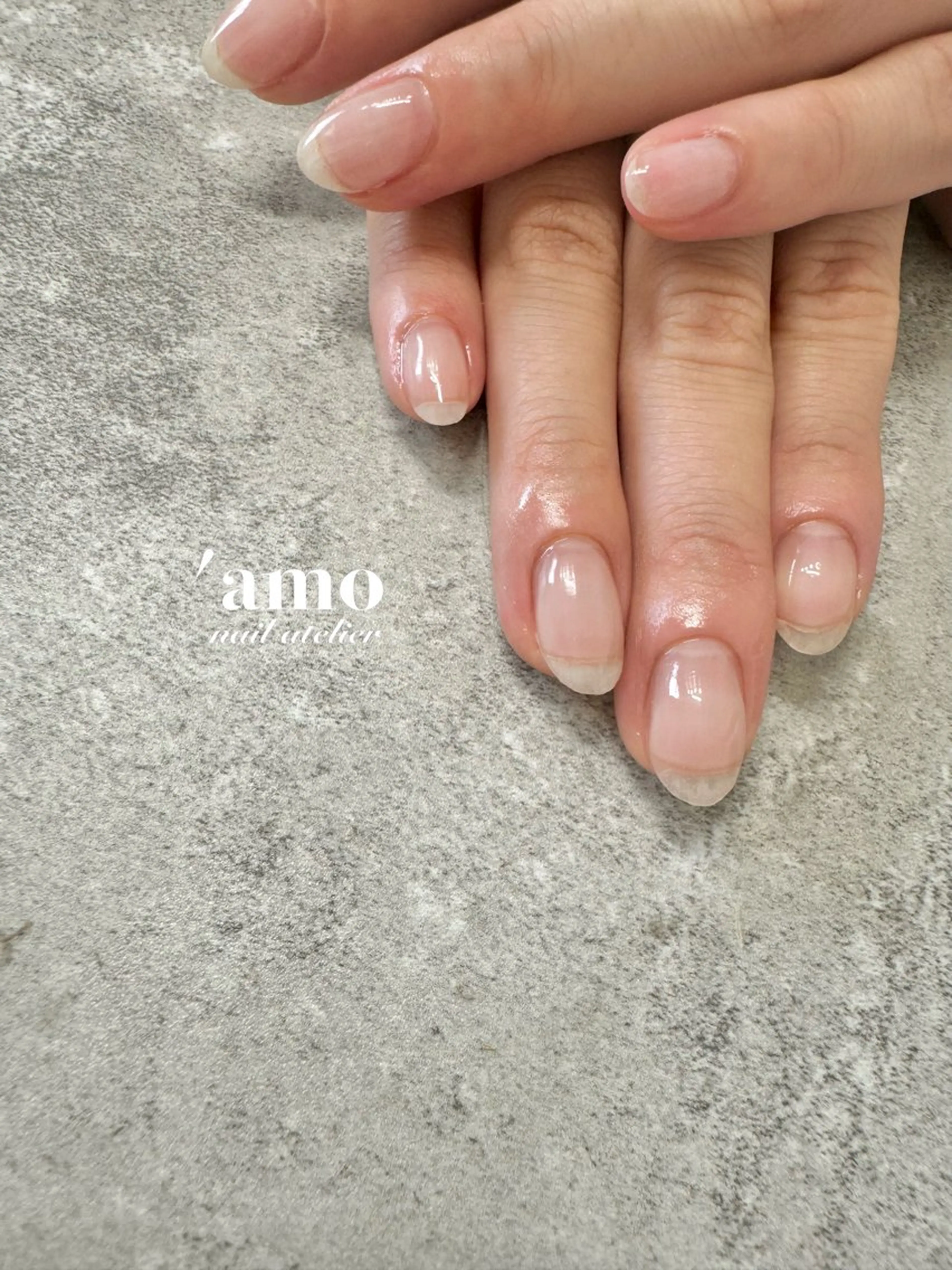 ネイル クリアネイル 'amo nail atelierのネイルデザイン
