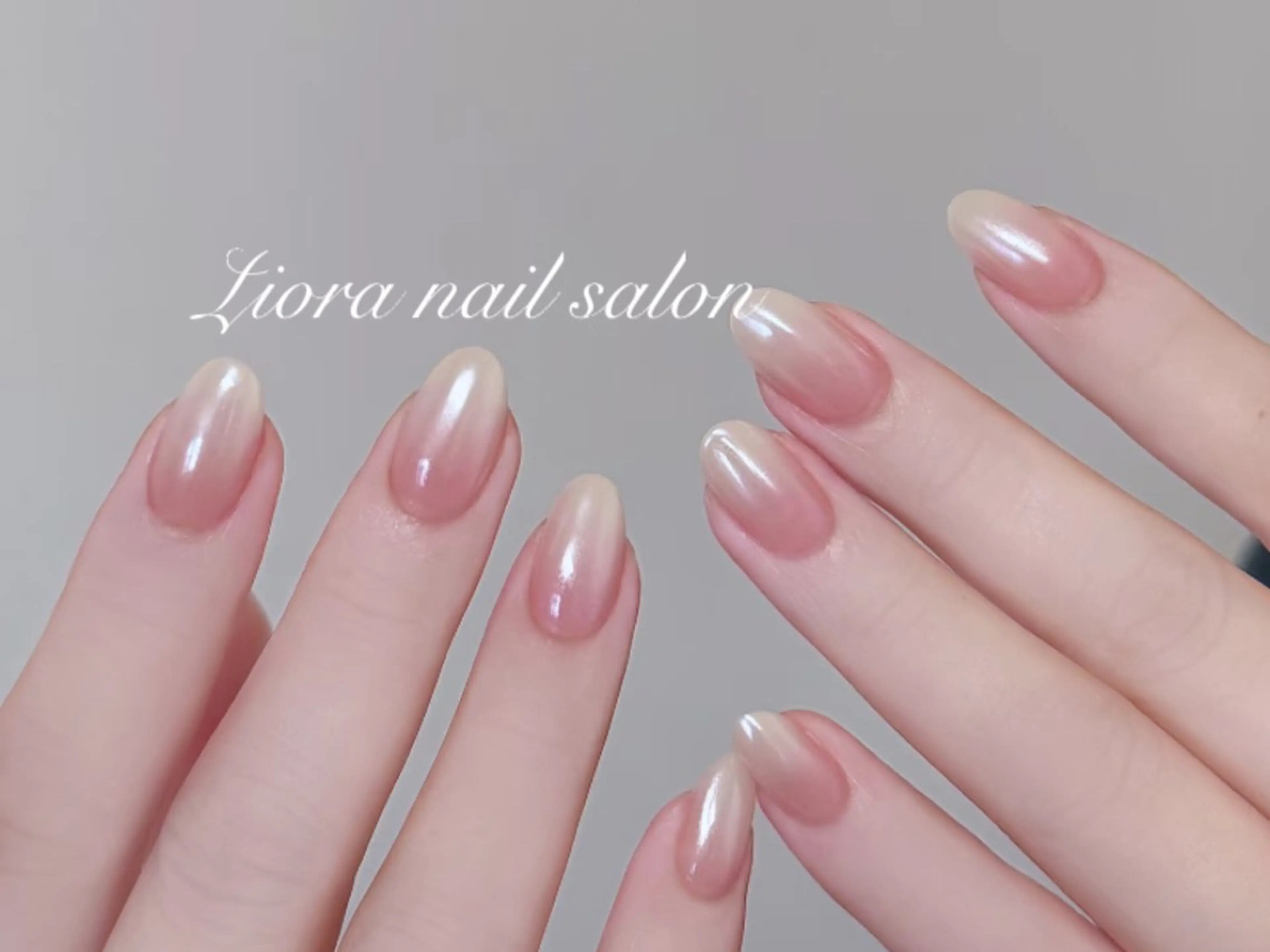 ネイル フレンチネイル ジェルネイル ガーリー グラデーション キラキラネイル ハンドネイル Liora ネイルサロン所属・Liora nail salonのネイルデザイン