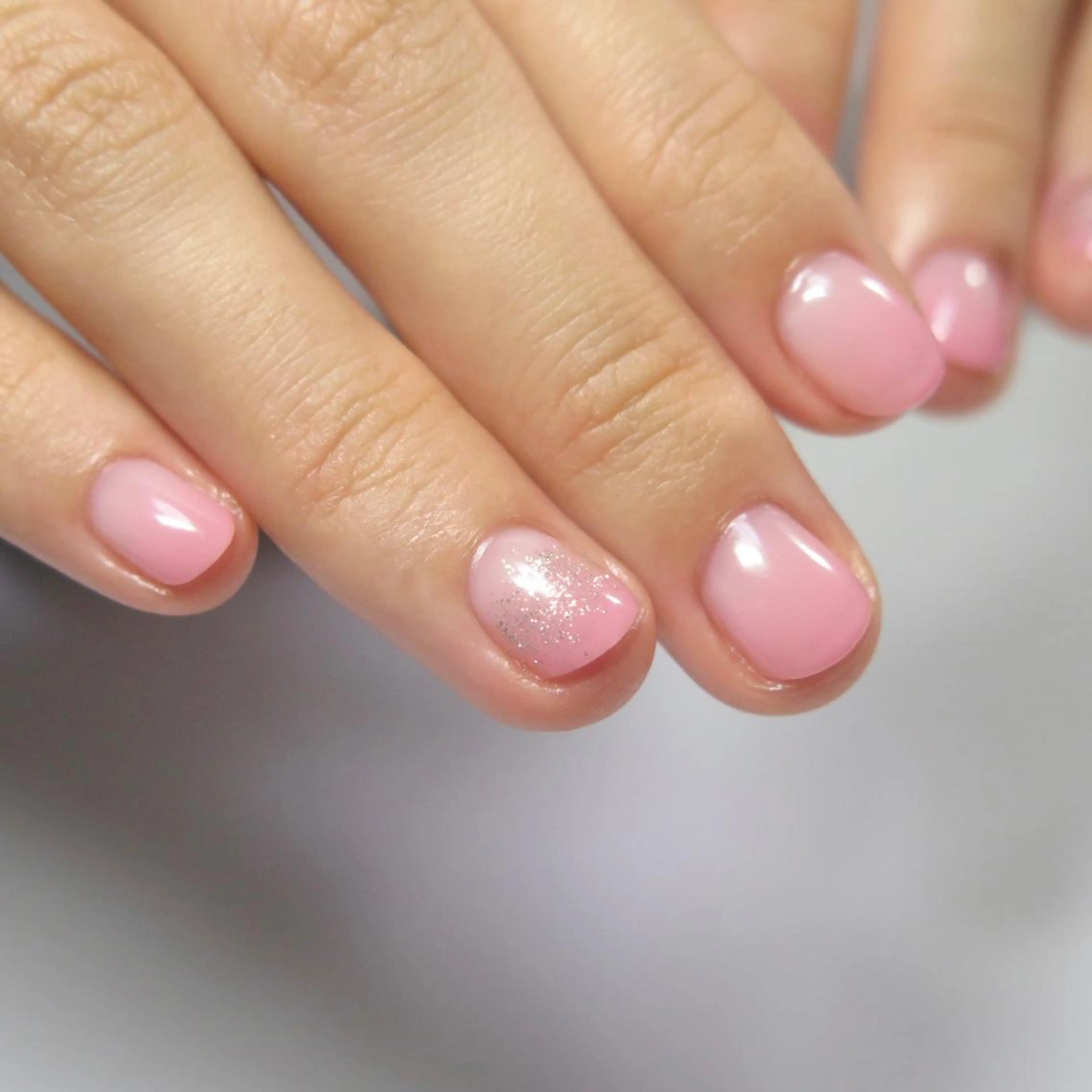 ネイル アートネイル グラデーション K. NANAのネイルデザイン