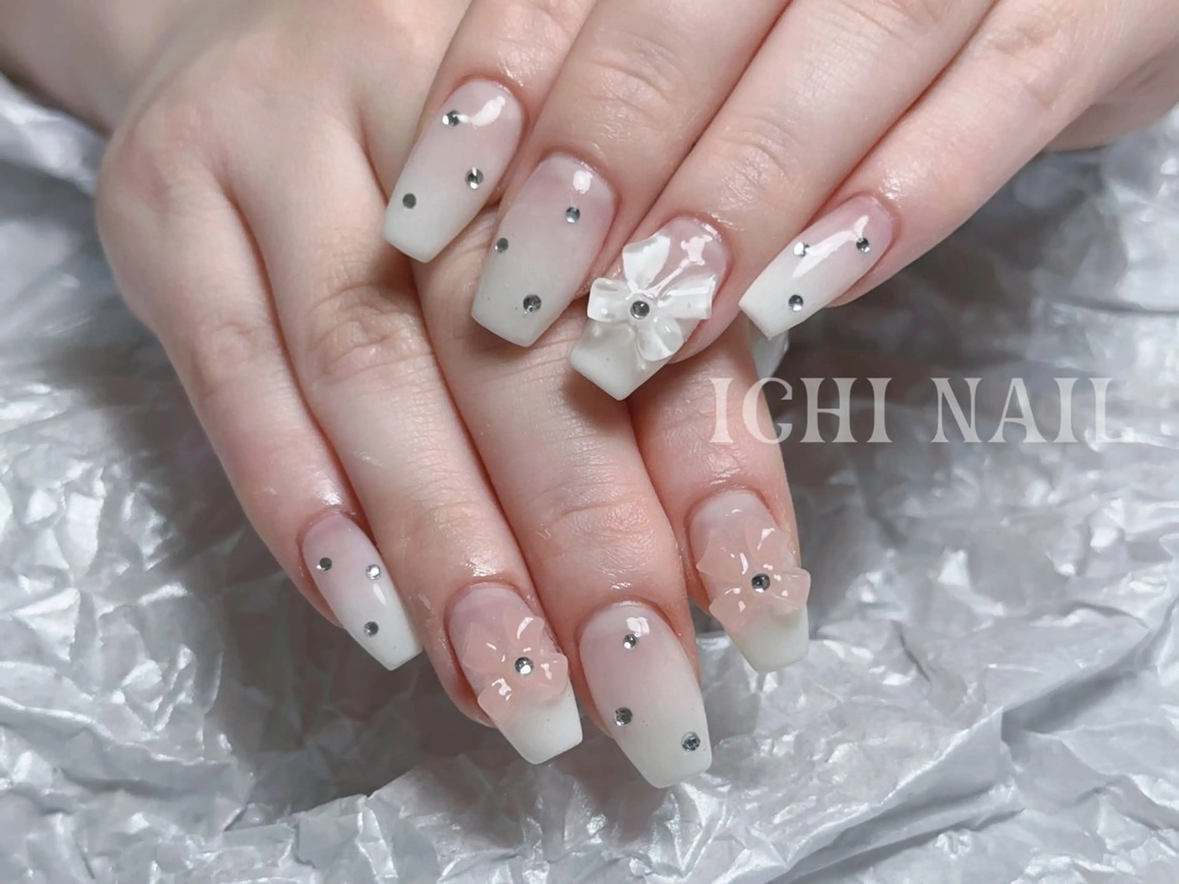ネイル ハンドネイル 🧚🏻‍♀️ NOHA🎀のネイルデザイン