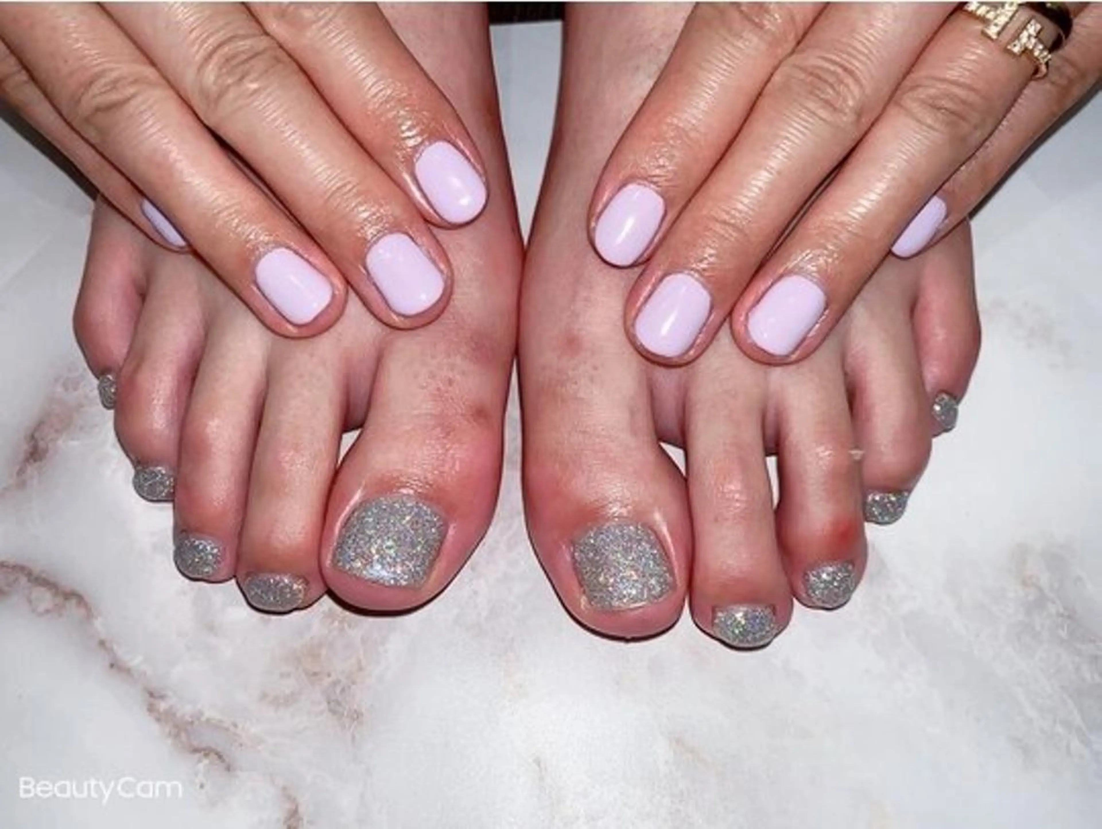 ネイル SESUNNY セサニー AYUKAのマツエク・マツパデザイン