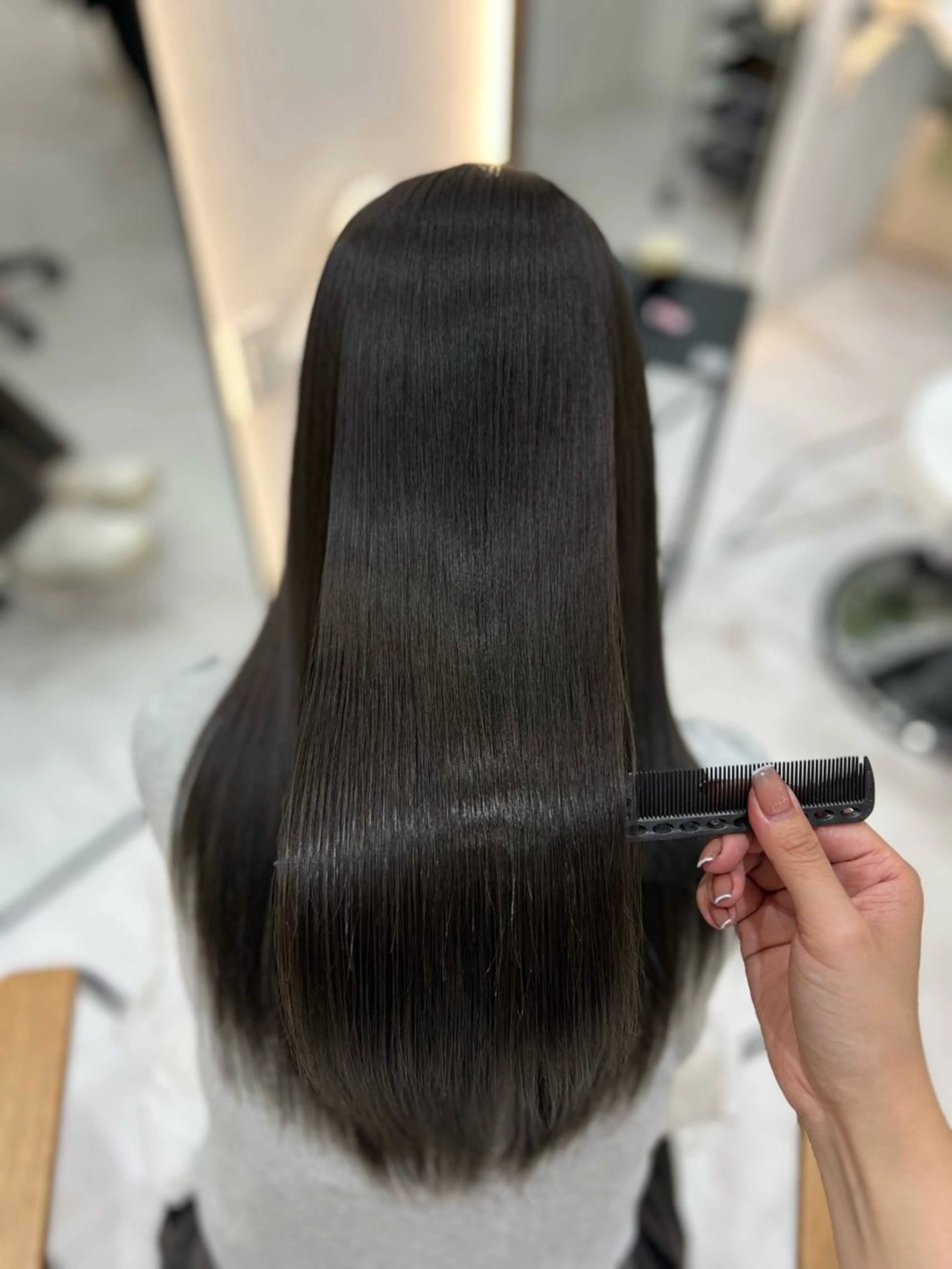 ロング カラー Zina aimiのヘアスタイル