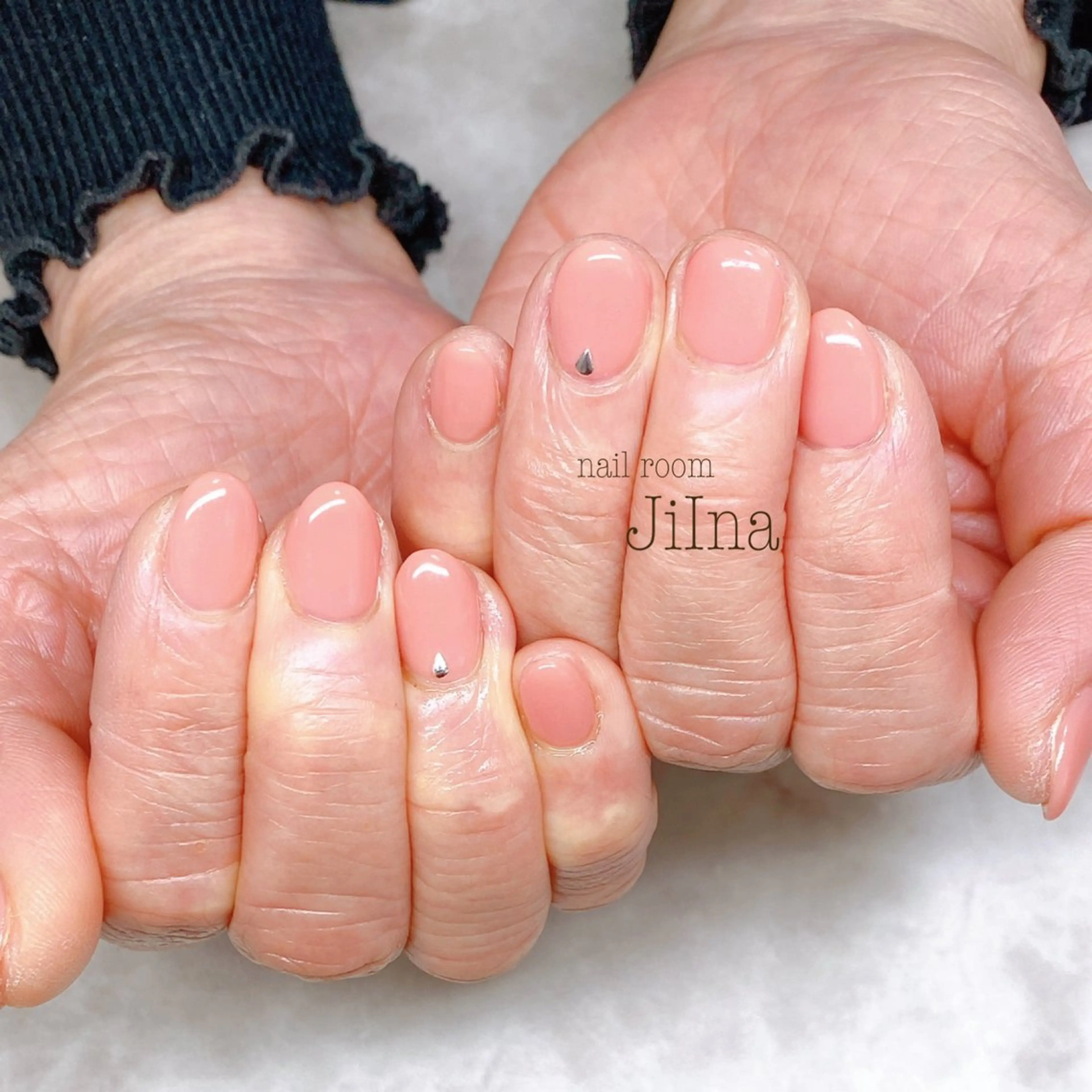 ネイル ワンカラーネイル JiIna nailのネイルデザイン