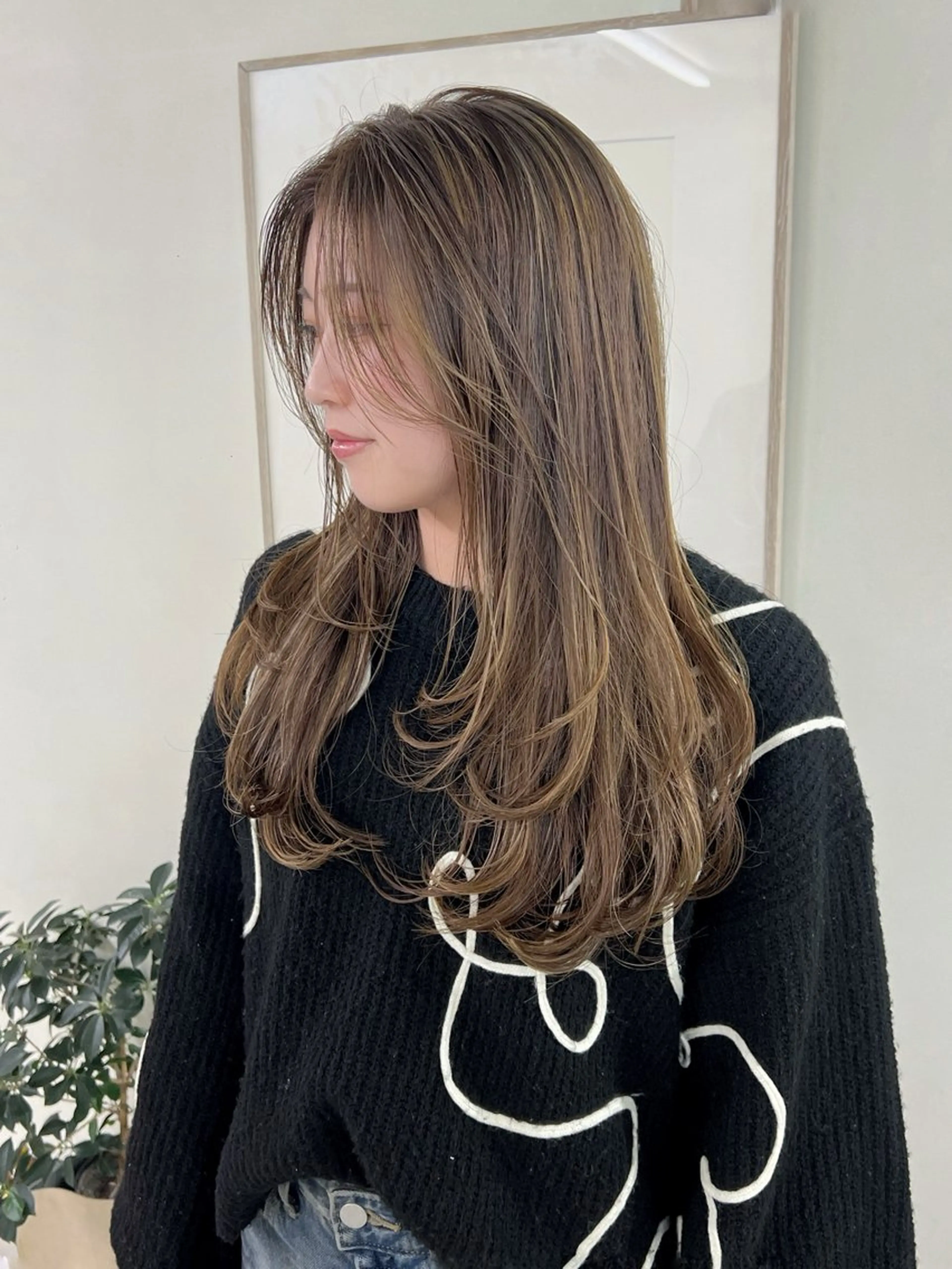 ロング ハイライト レイヤーカット ロング カット ヘアカラー トリートメント 小林 美咲のヘアスタイル