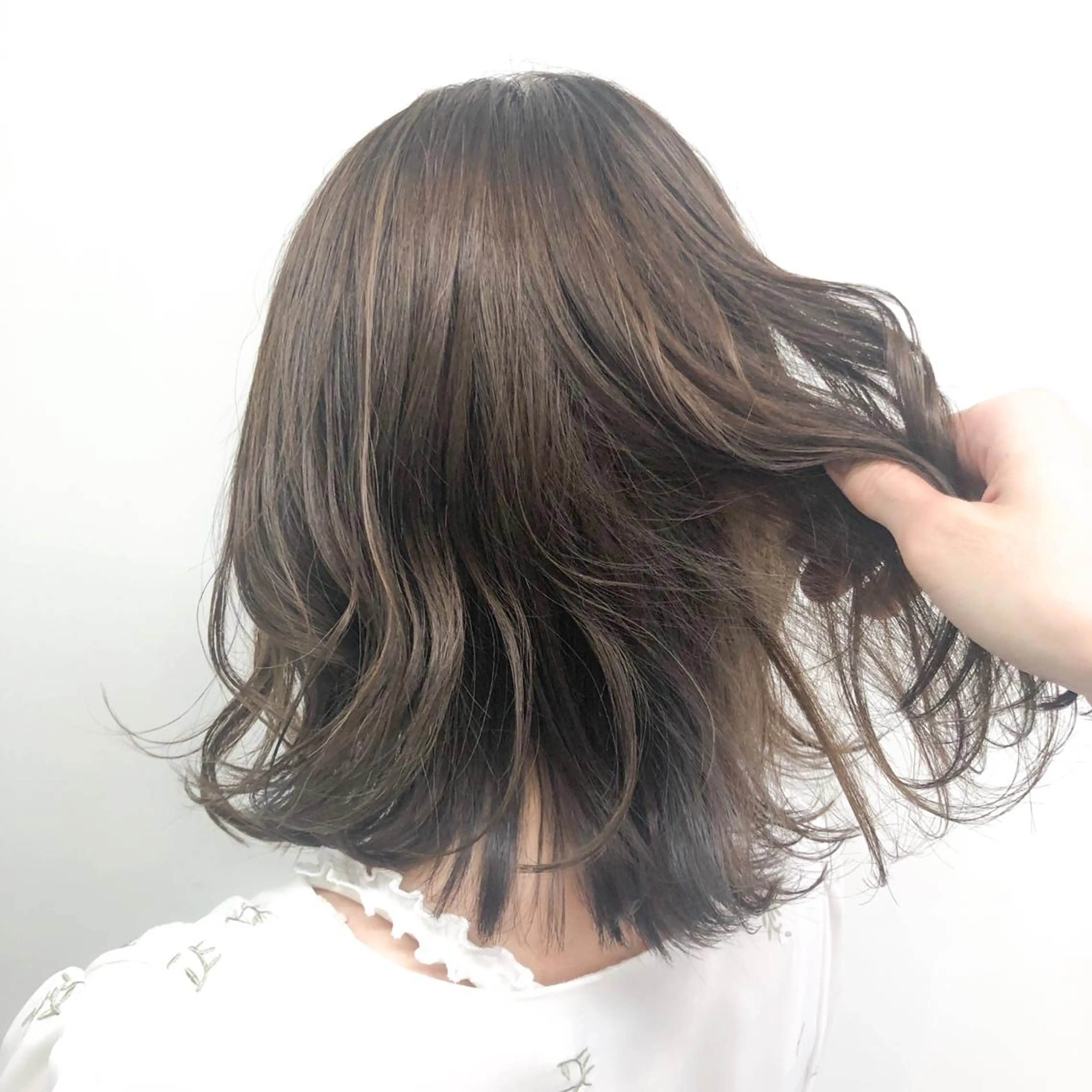 ミディアム カラー ヘアアレンジ グレージュ ミルクティーグレージュ ARiA by ECLART所属・💖韓国ヘアの匠 💖TAKUMI💖のヘアスタイル