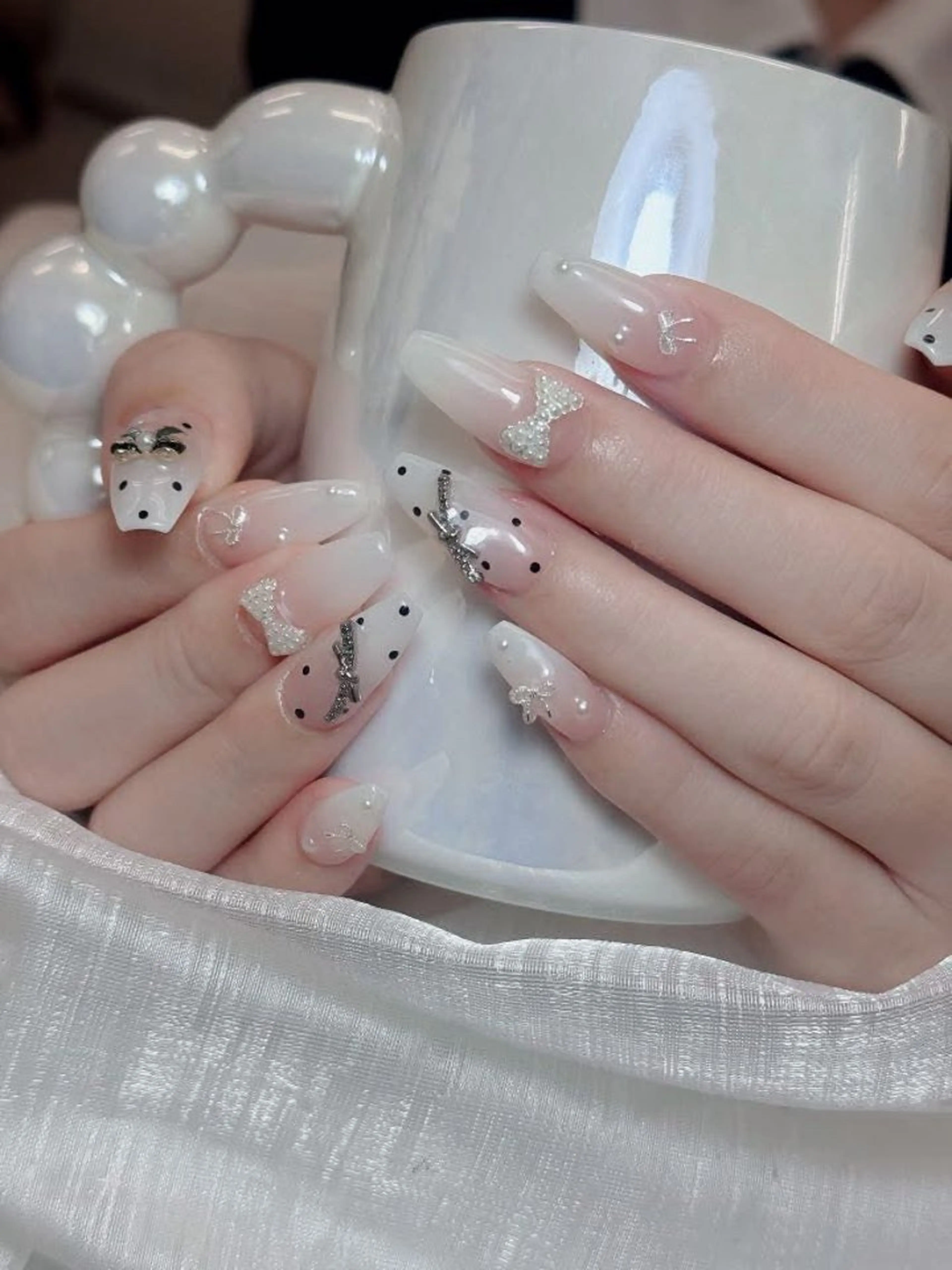 ネイル 韓国ネイル 持ち込み ニュアンスネイル ネイルチップ Rose Ana.Chuoのネイルデザイン