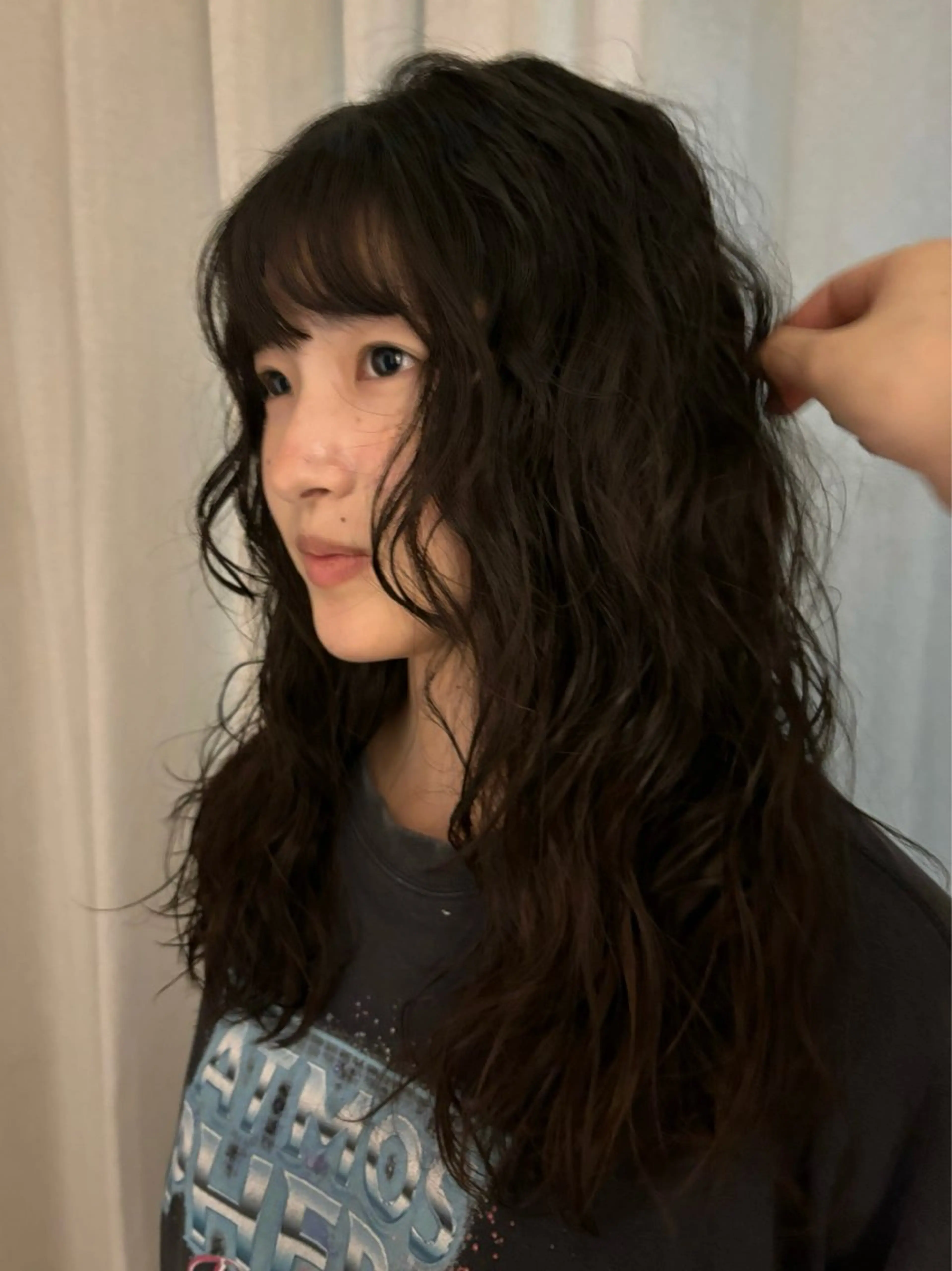 ロング パーマ 顔周りカット ロング Fuka🫧 カットモデル募集中のヘアスタイル