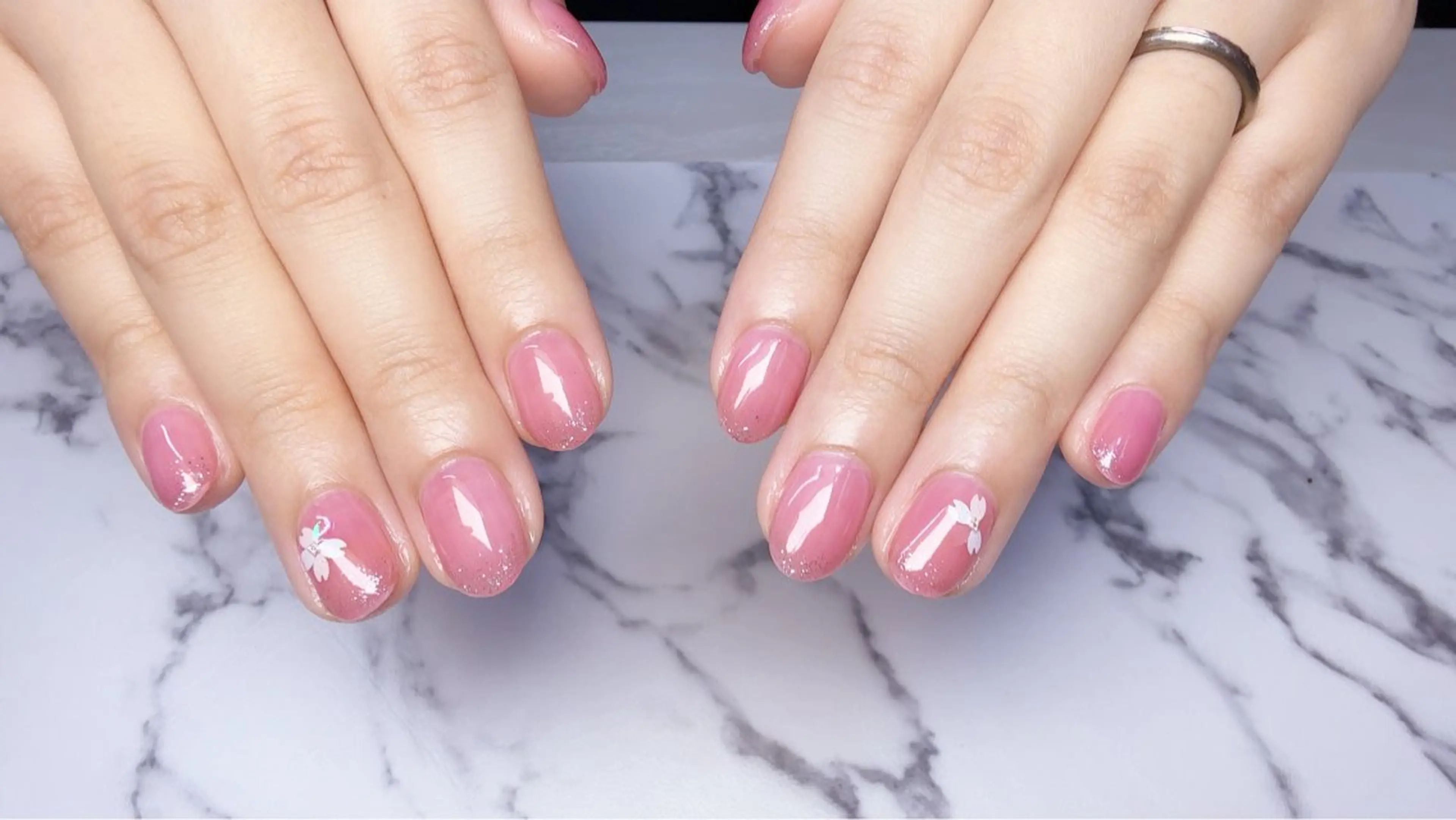 ネイル 桜ネイル 春ネイル nail salon ily 武蔵新城のネイルデザイン