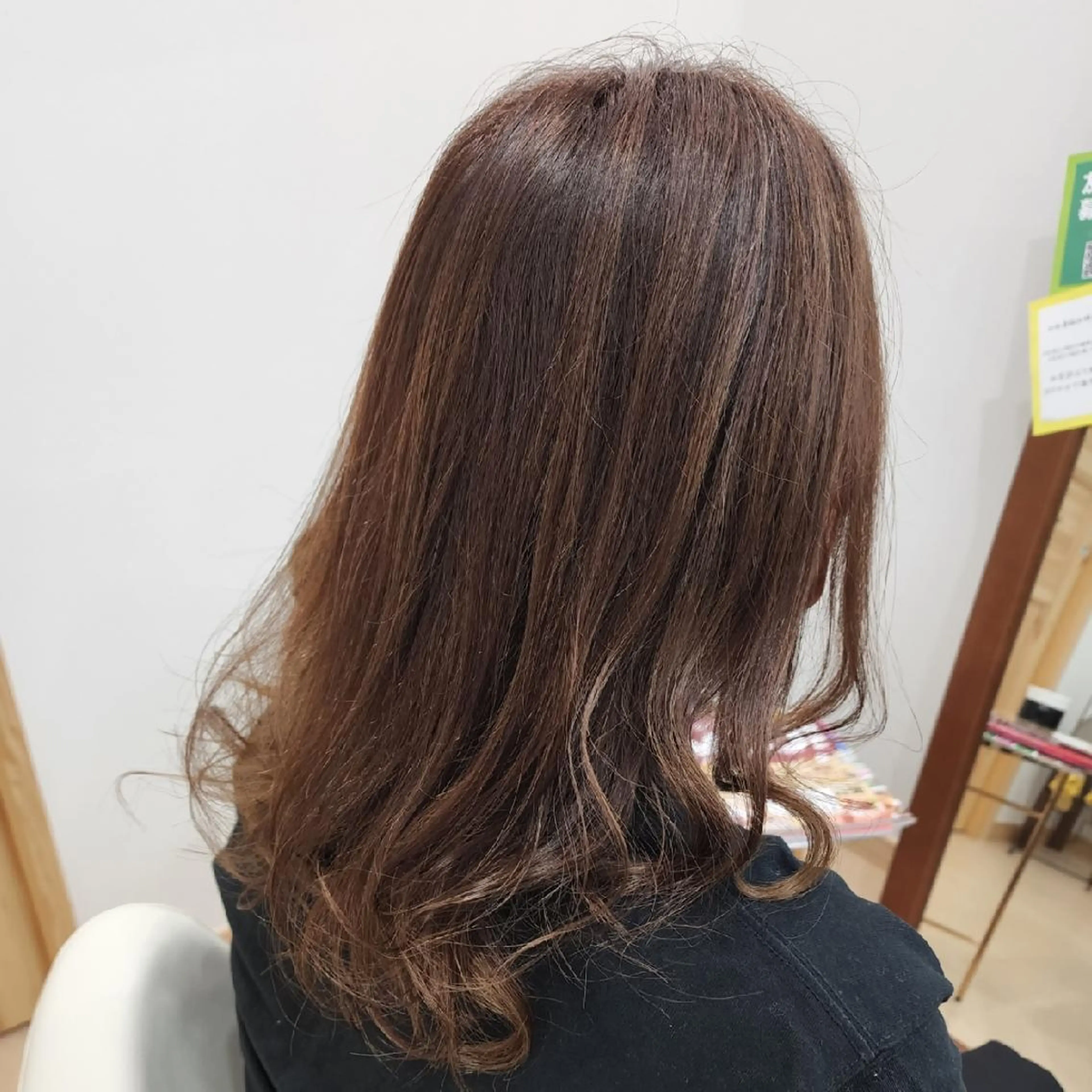 セミロング トリートメント   litenのマツエク・マツパデザイン