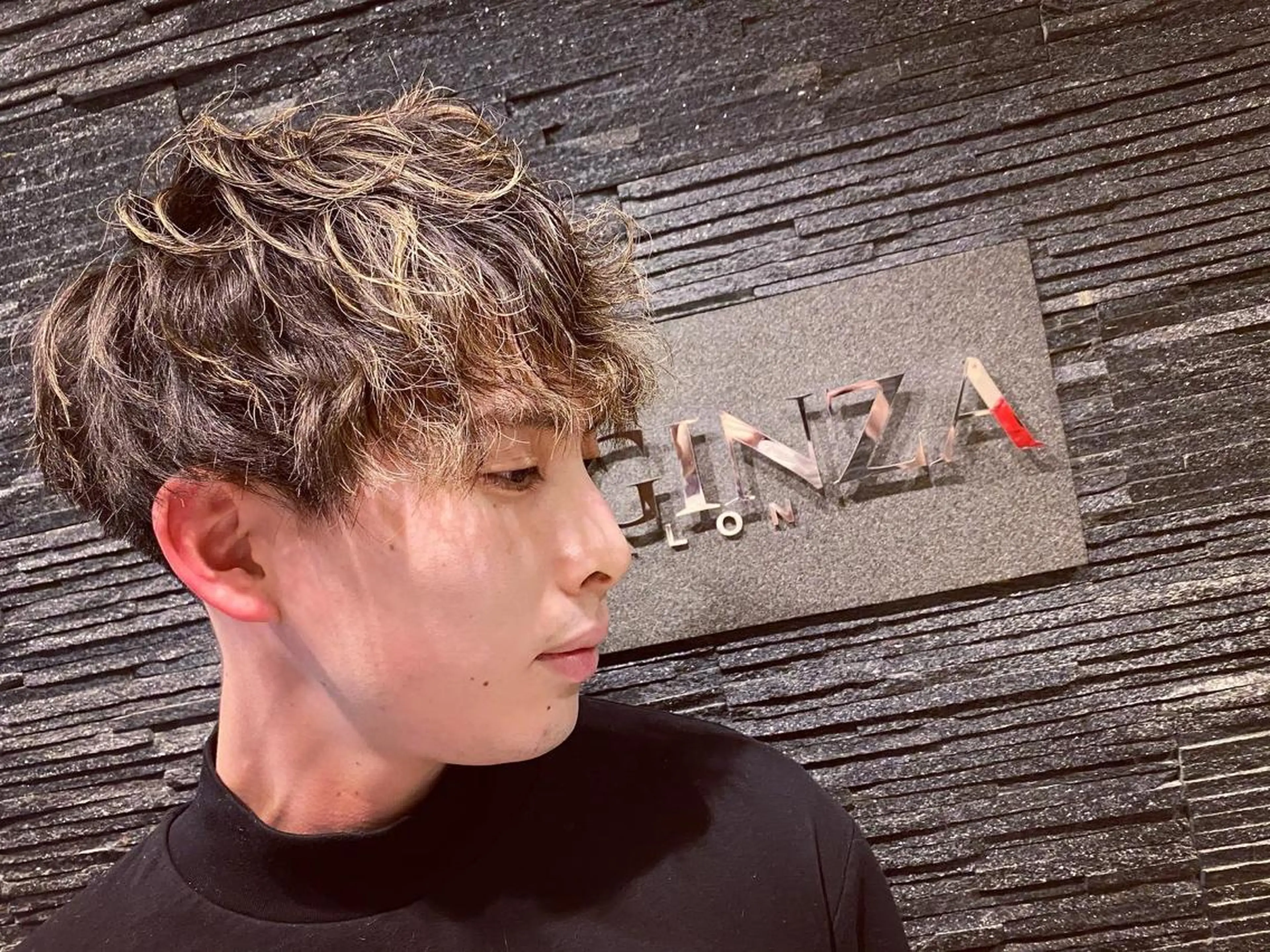 ショート パーマ メンズ 浅見 天翔のヘアスタイル