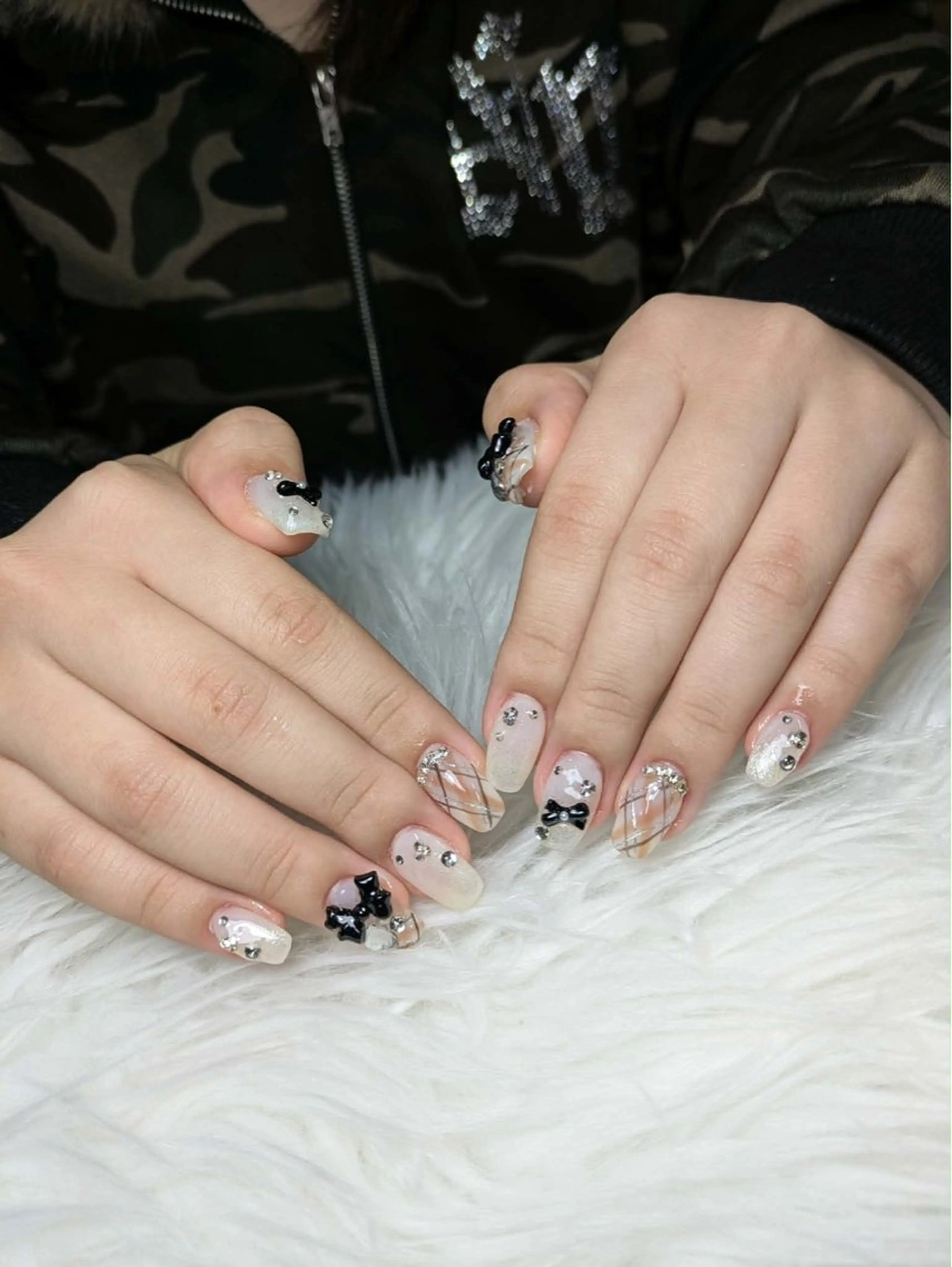 ネイル Queen Nail 　クイーンネイルのネイルデザイン