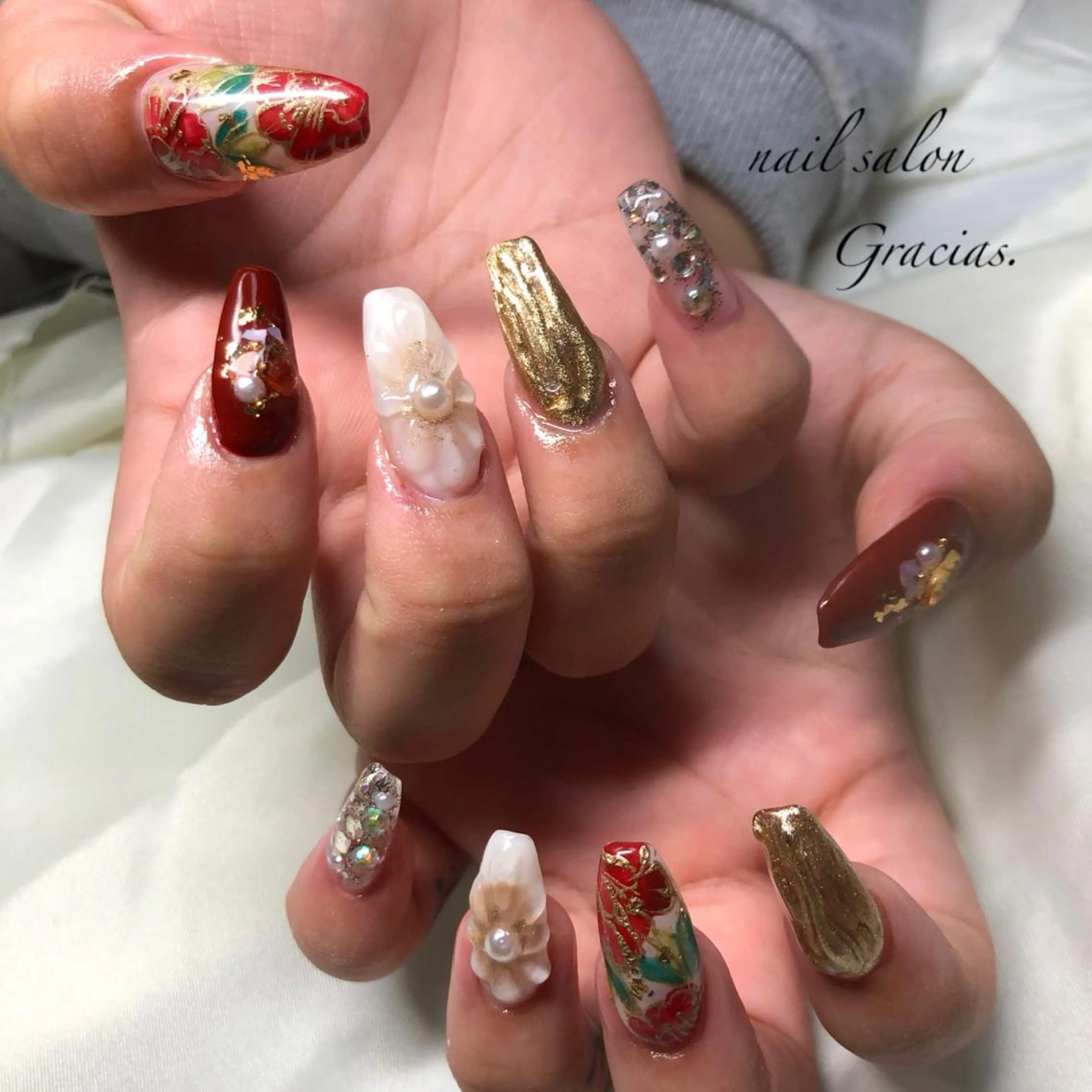 ネイル Gracias. rieのネイルデザイン