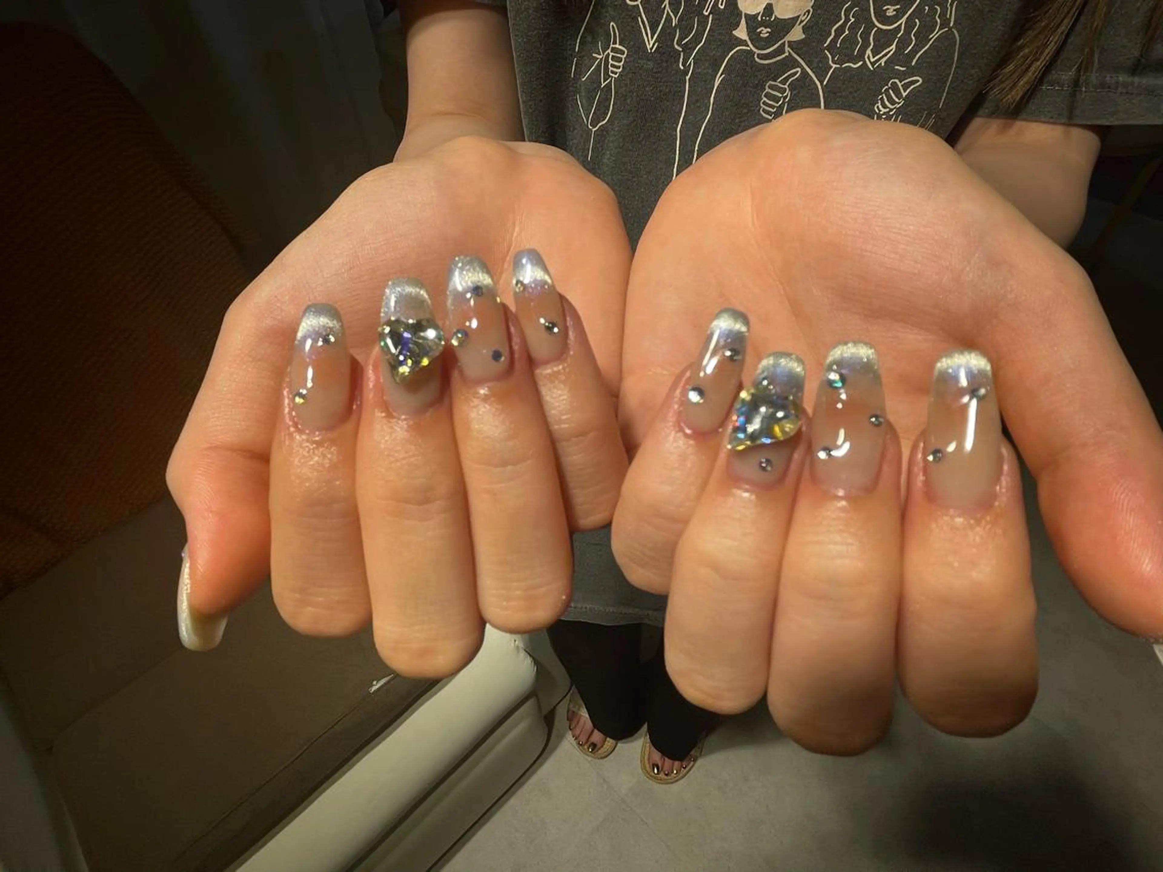 ネイル アイブロウ 眉カラー 長さ出し フラワーネイル フットネイル フレンチネイル Moana Nail 長さだし専門店のネイルデザイン