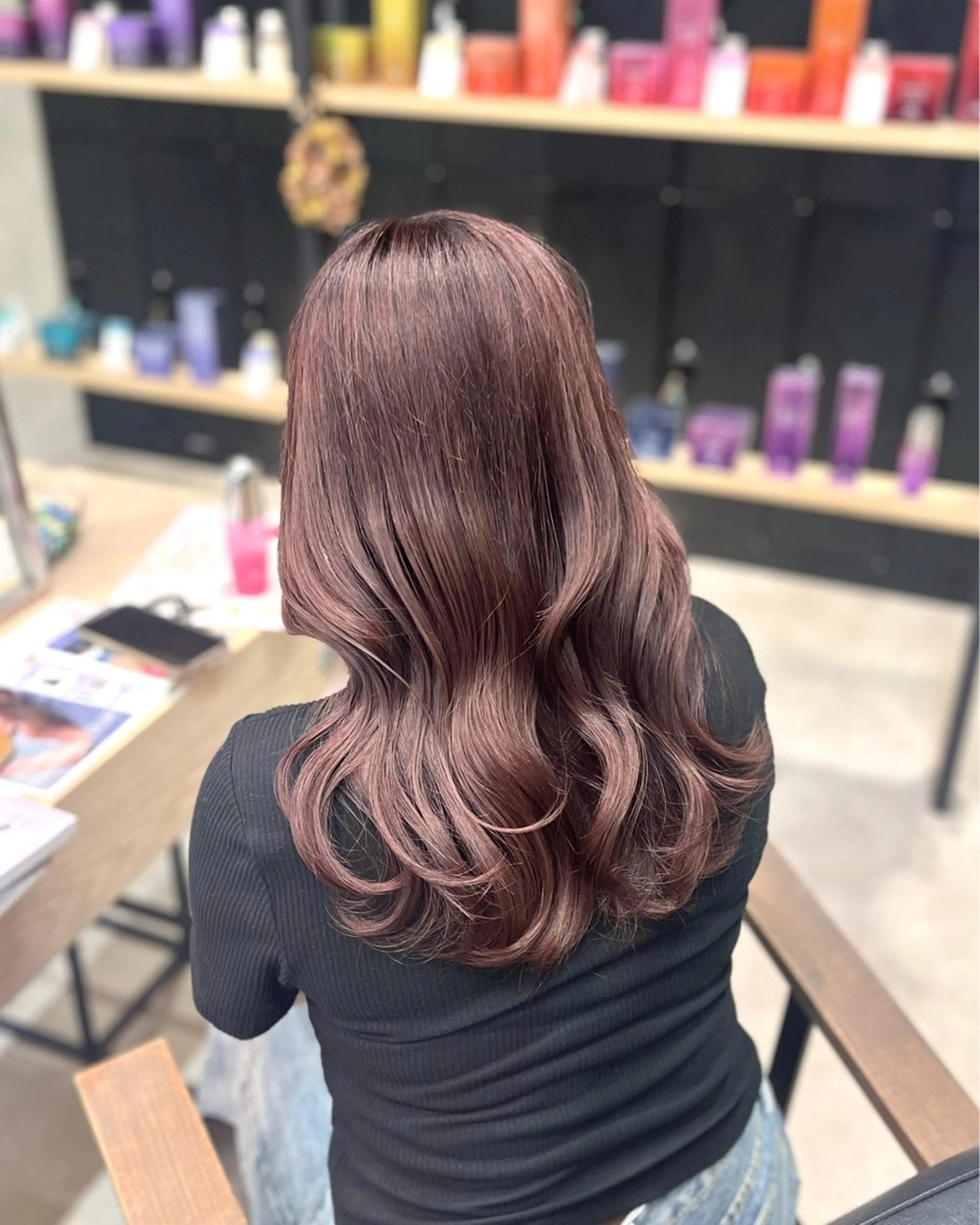 セミロング カラー ブリーチ ダブルカラー ブリーチなしカラー ピンクカラー 寒色 ♡ レイヤー ┊︎miyuのヘアスタイル